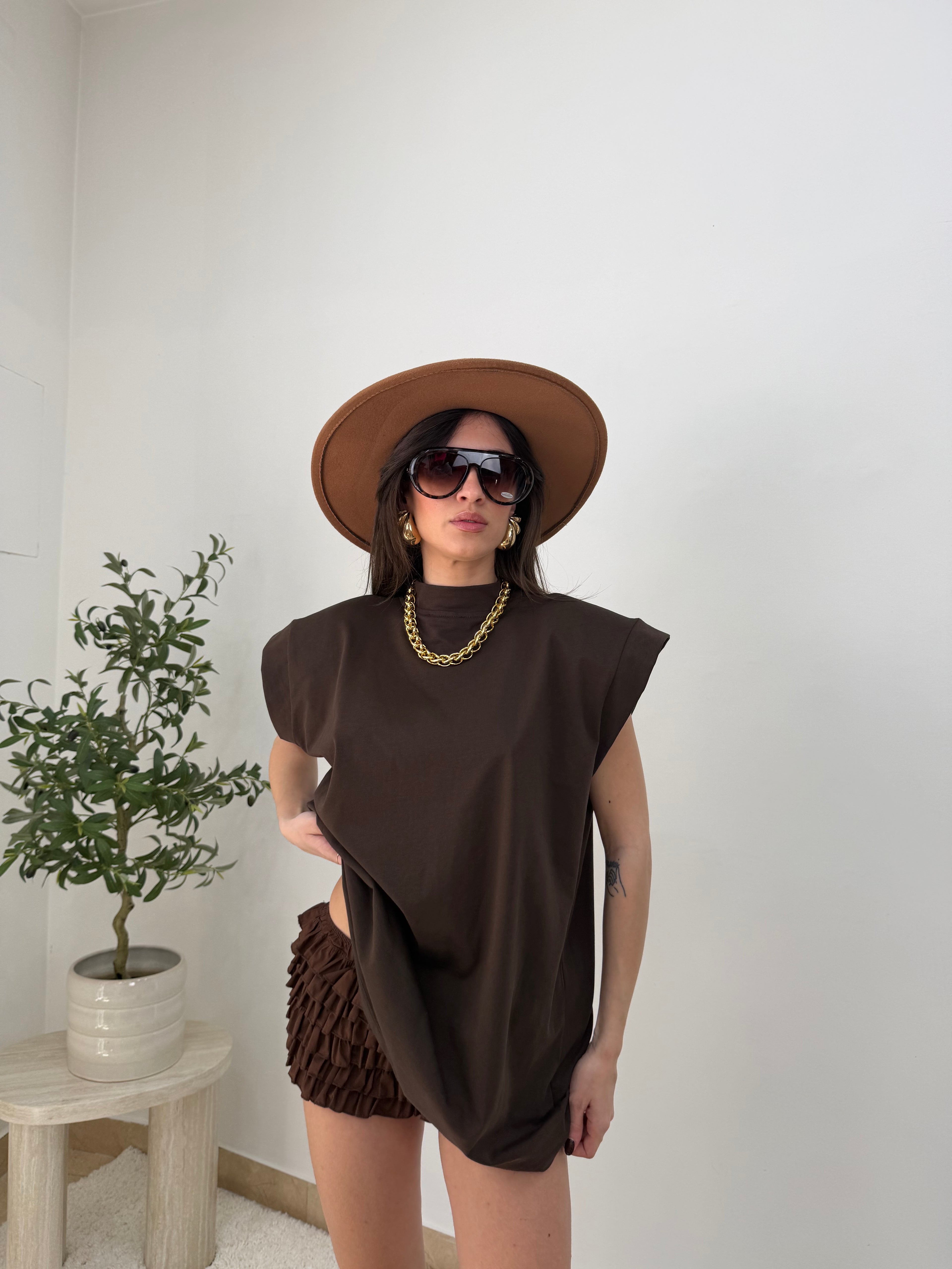 Shirt oversize giro maniche con spalle strutturate