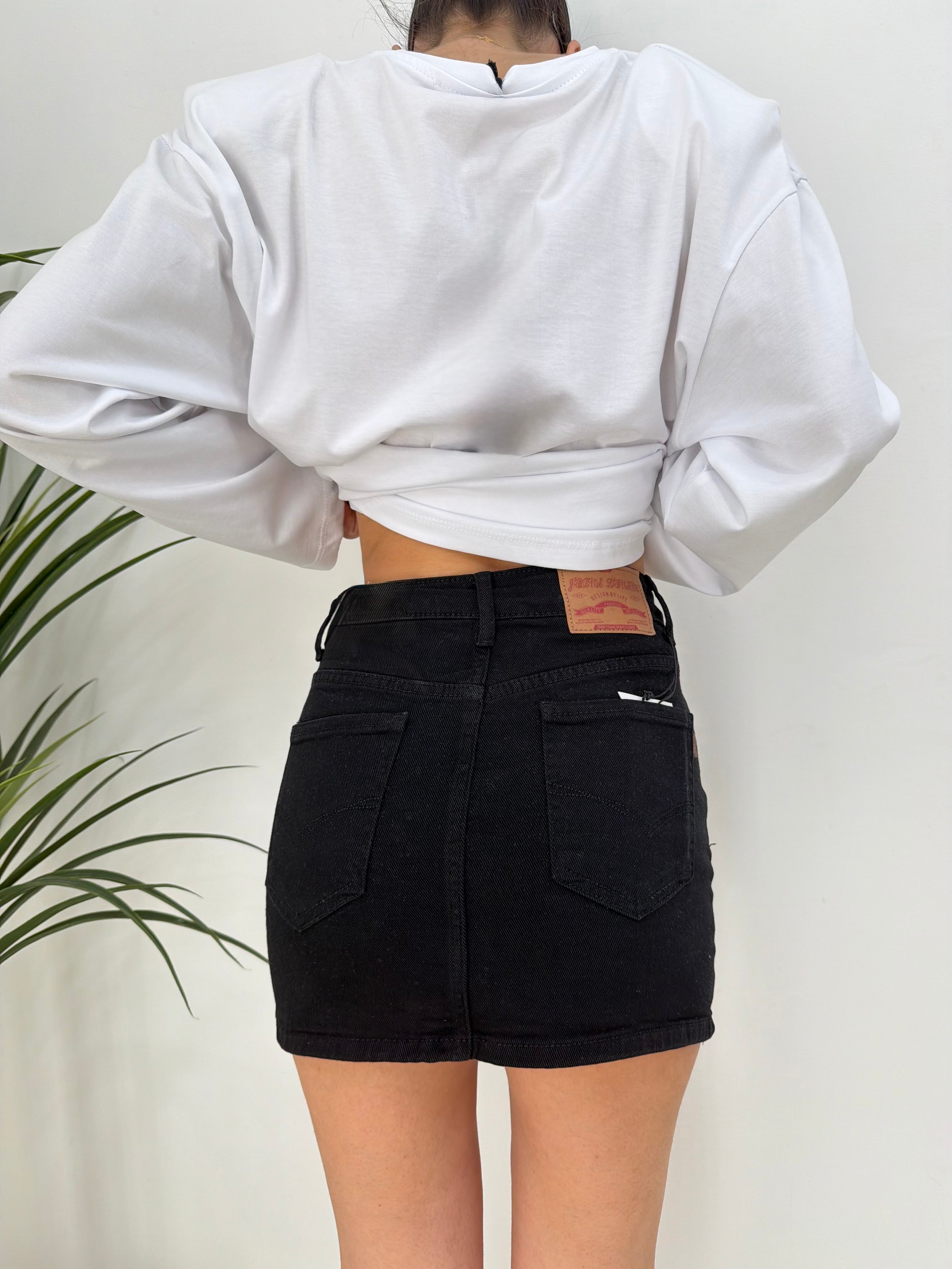 Mini gonna nera in denim