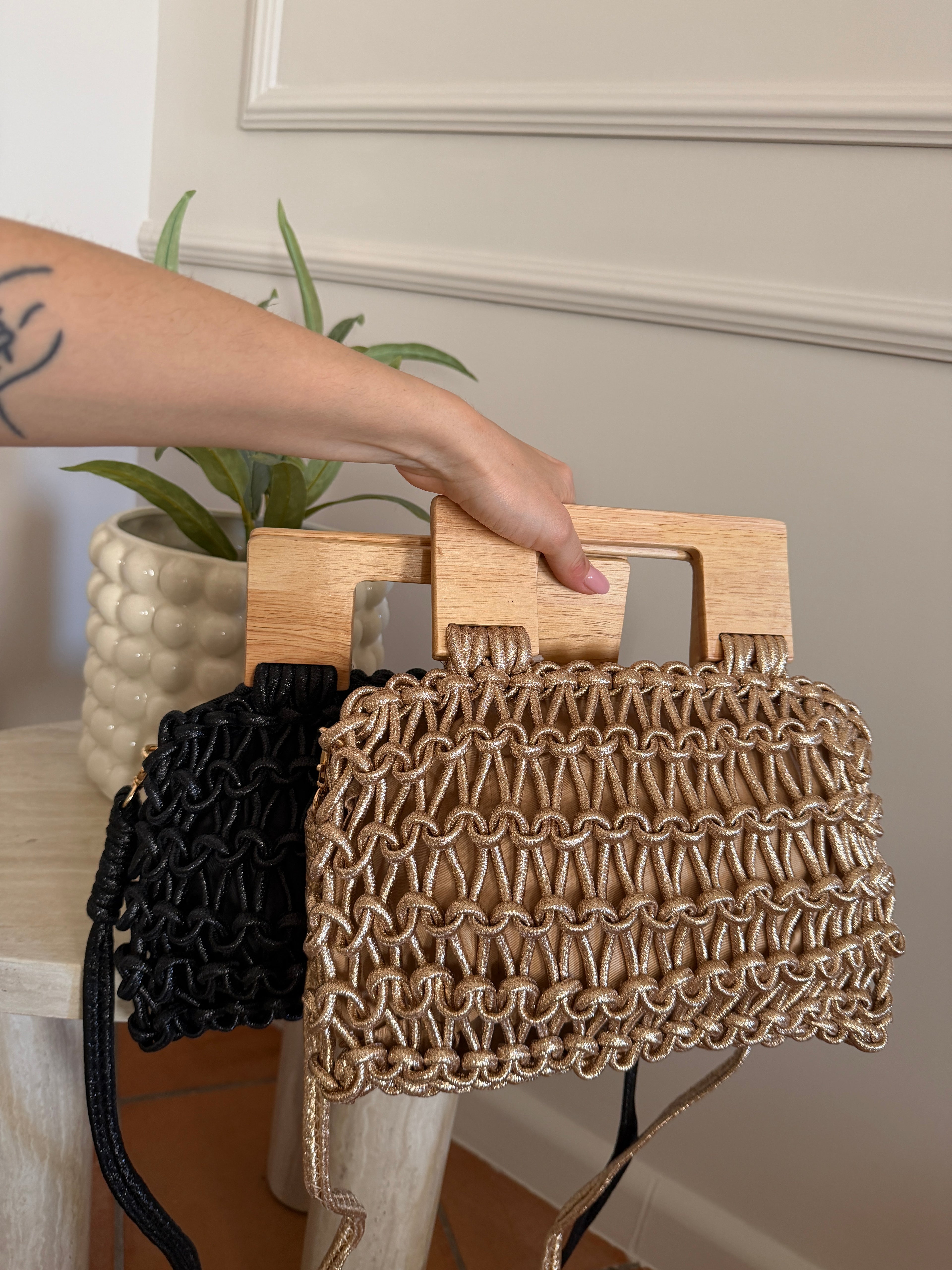 Borsa Intreccio Wood– Mini Bag Intrecciata con Manico in Legno