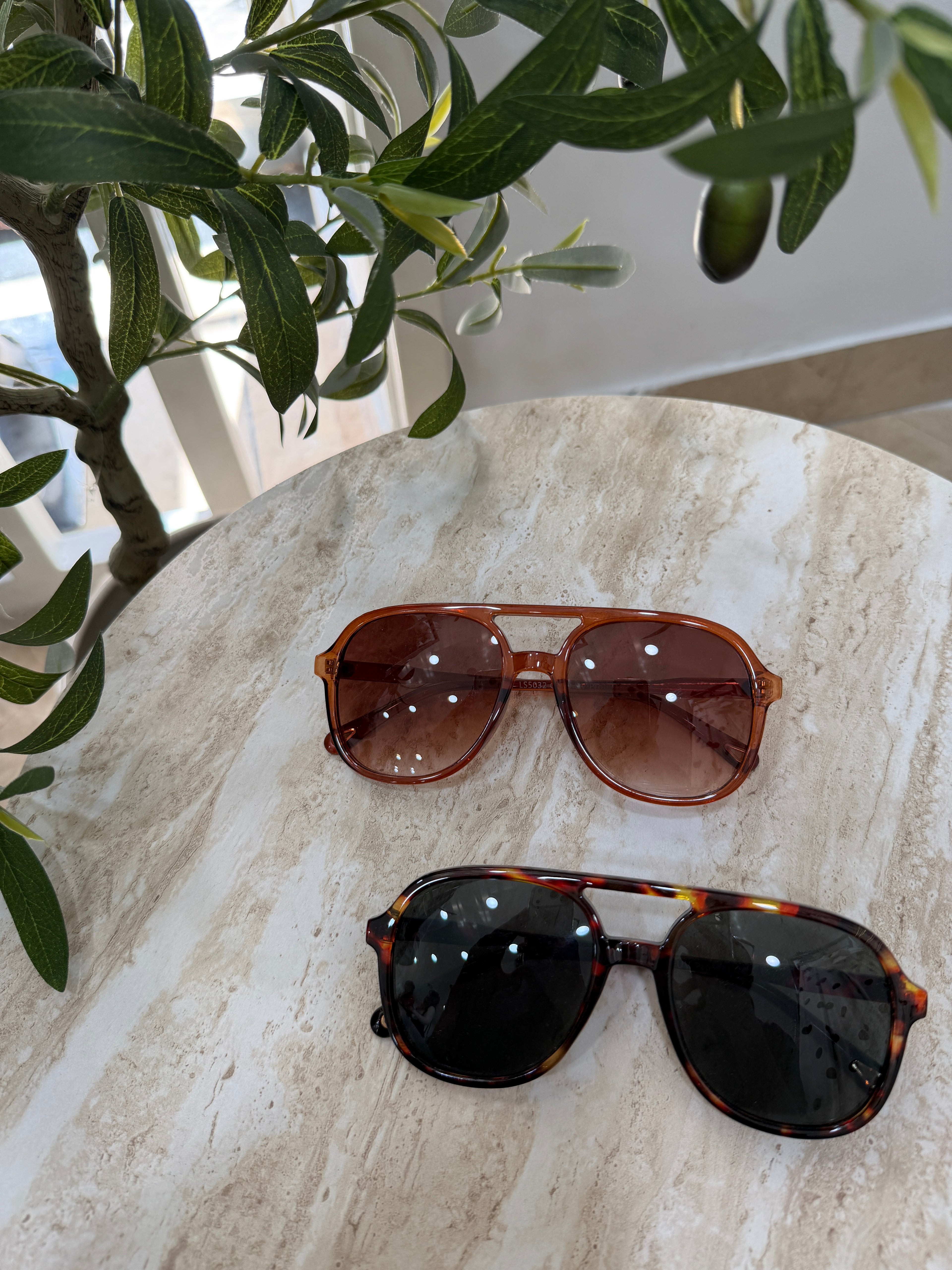 Occhiali da sole aviator tartarugati