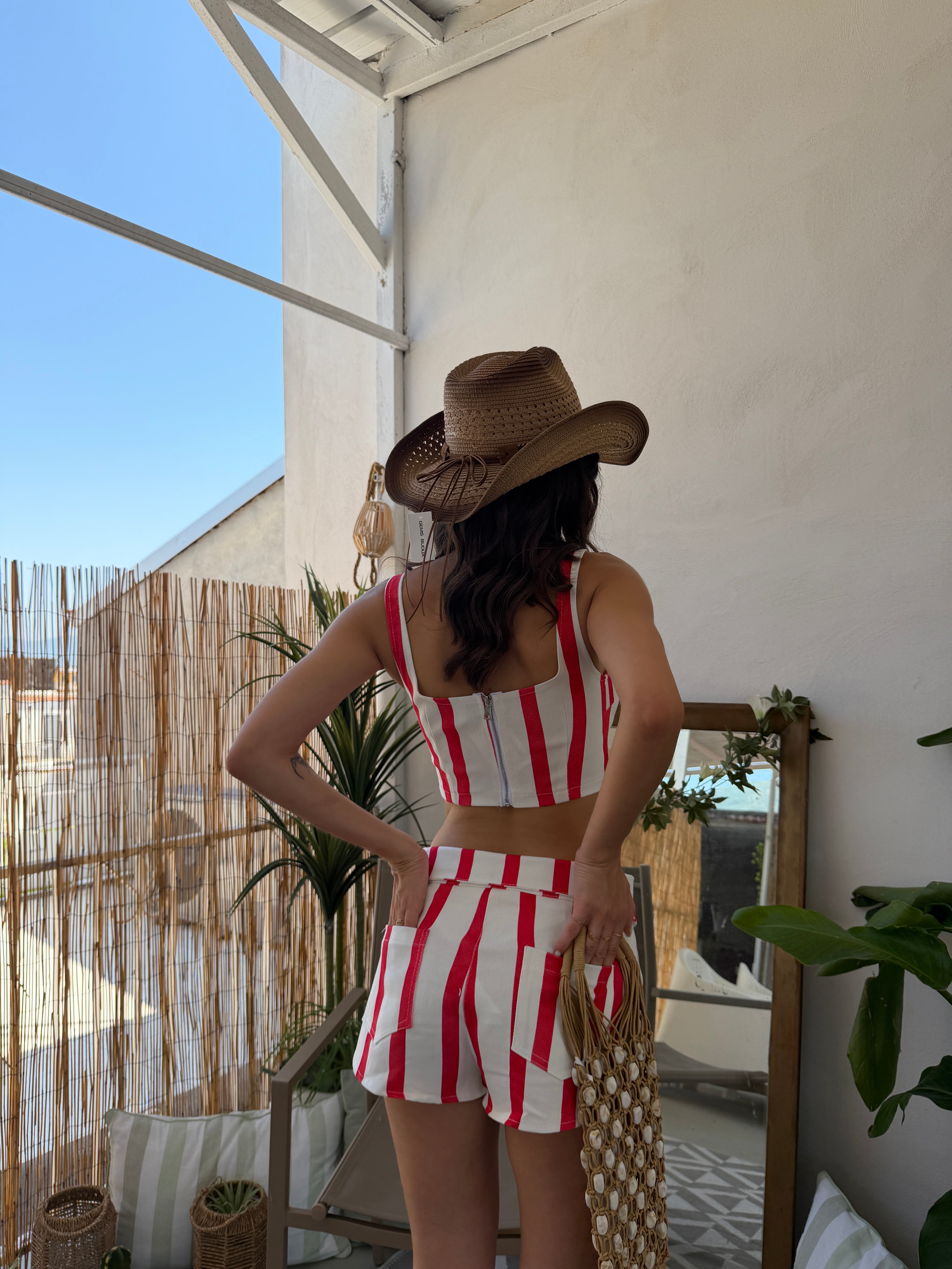 Coordinato top e shorts a righe