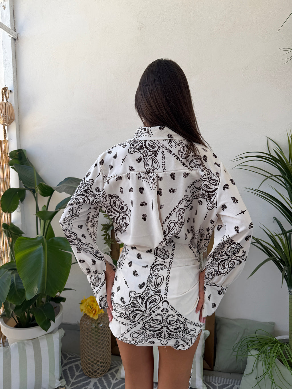 Completo camicia e gonna  con stampa paisley