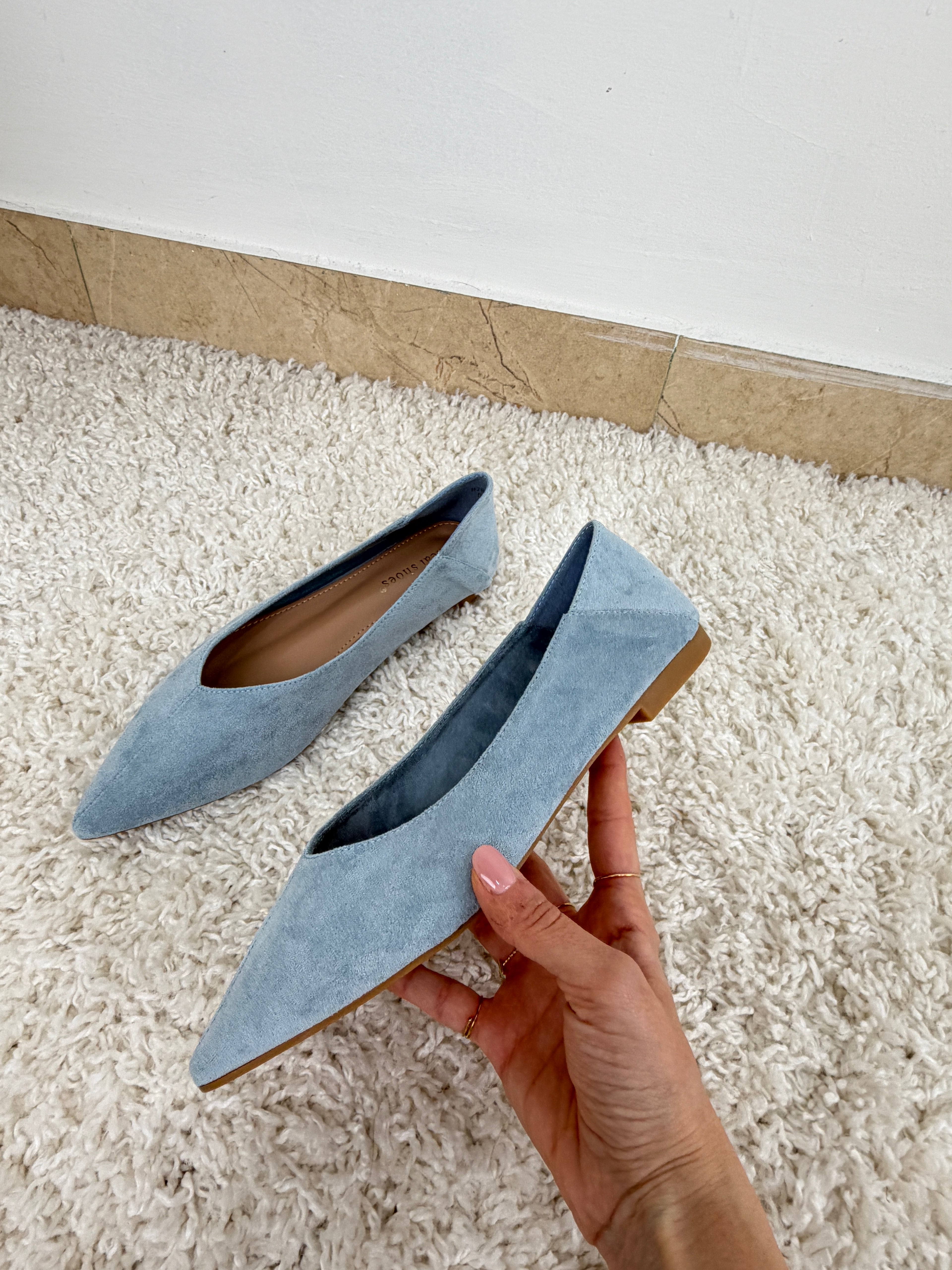 Ballerine a punta scamiciate
