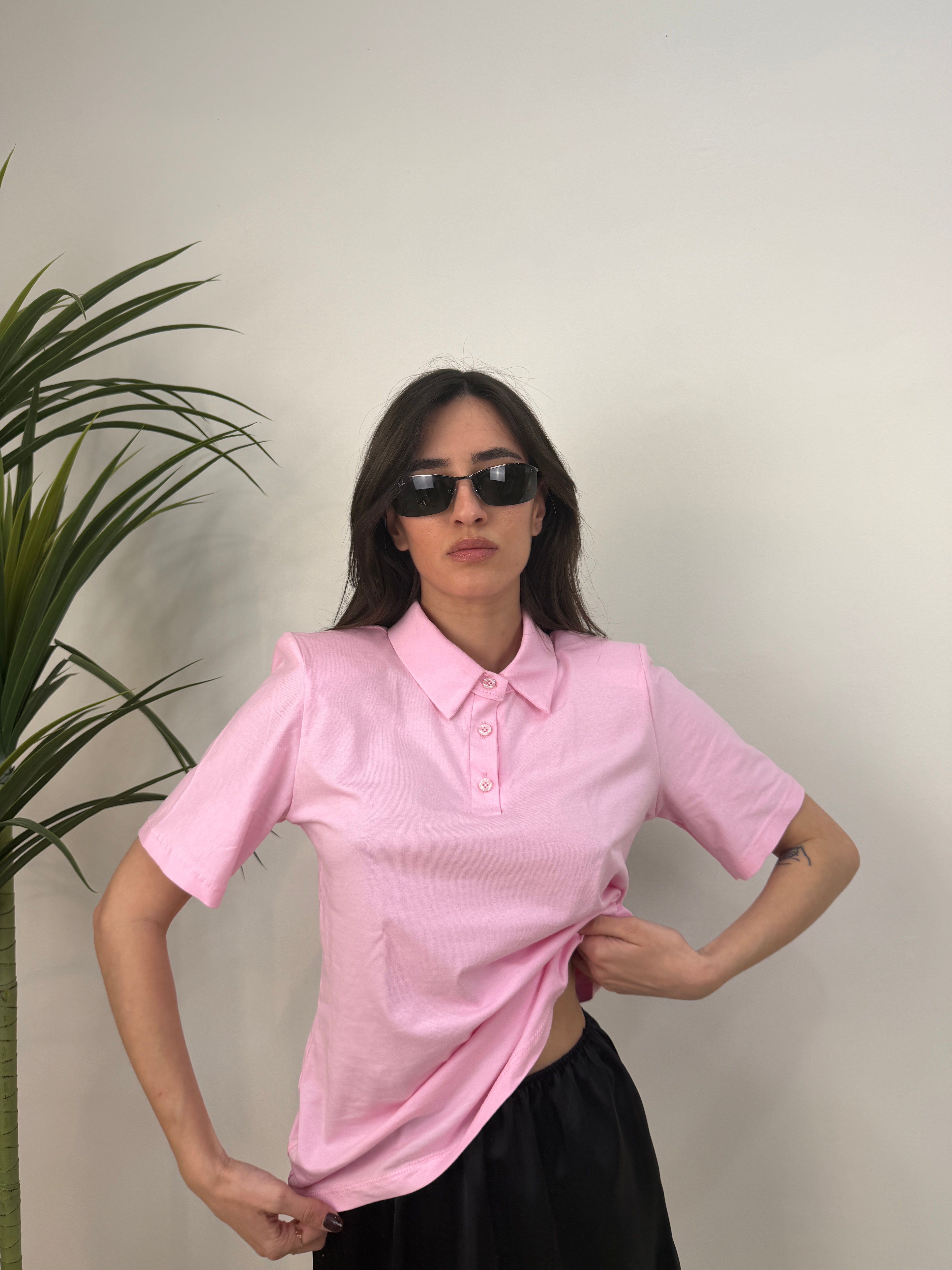 Polo basic mezza maniche con bottoni con spalline strutture