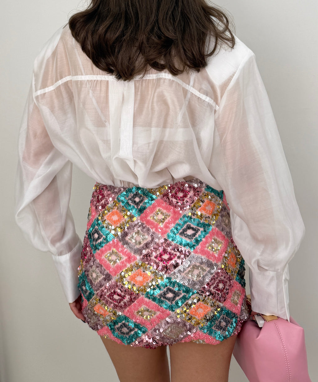 Gonna short paillettes multicolor effetto glam