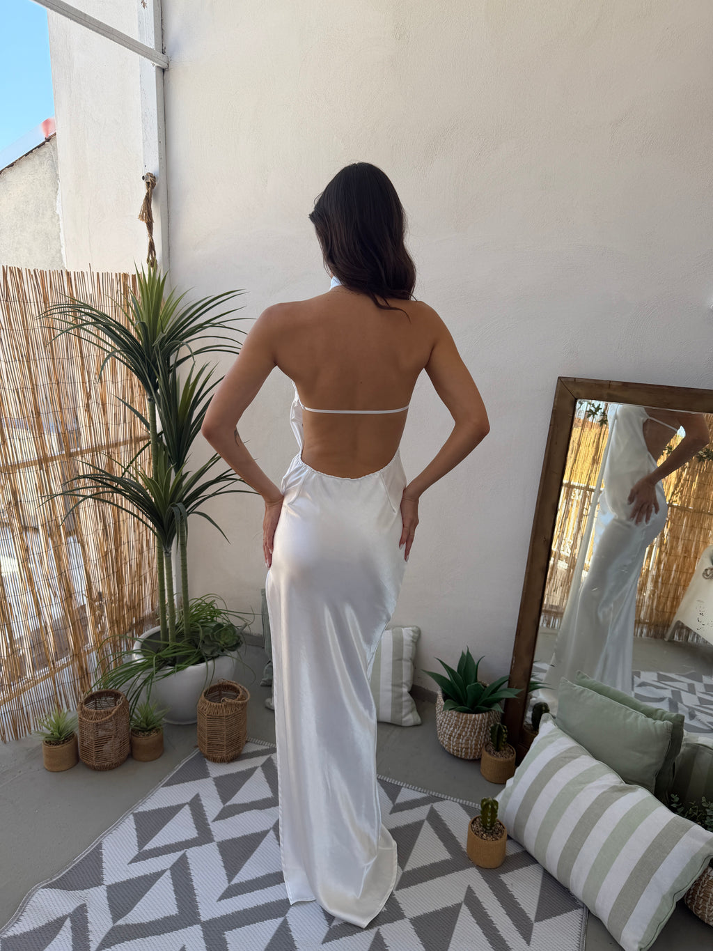 Abito Lungo Satin con Collo Drappeggiato