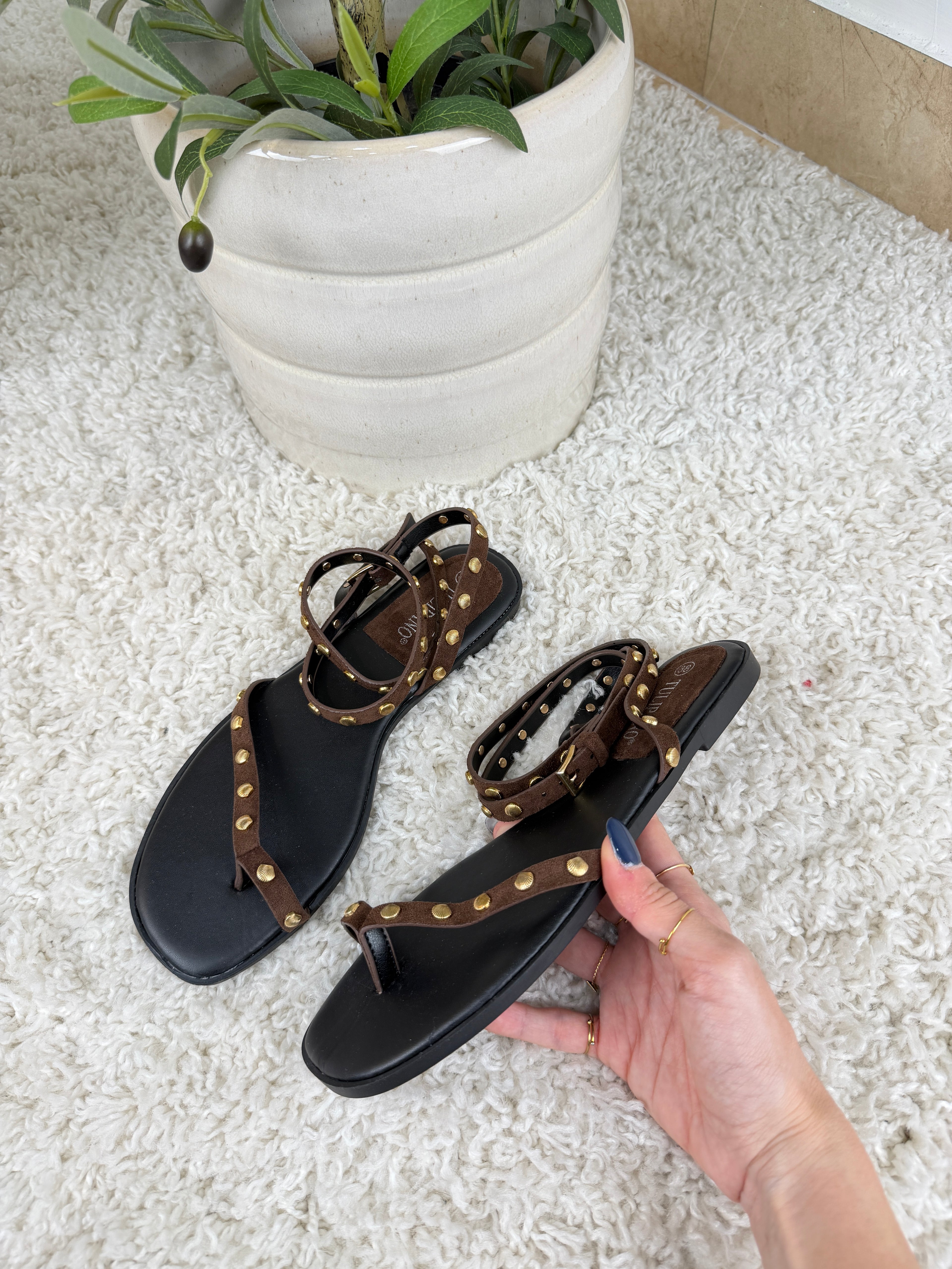 Sandali Flat Borchie Gold