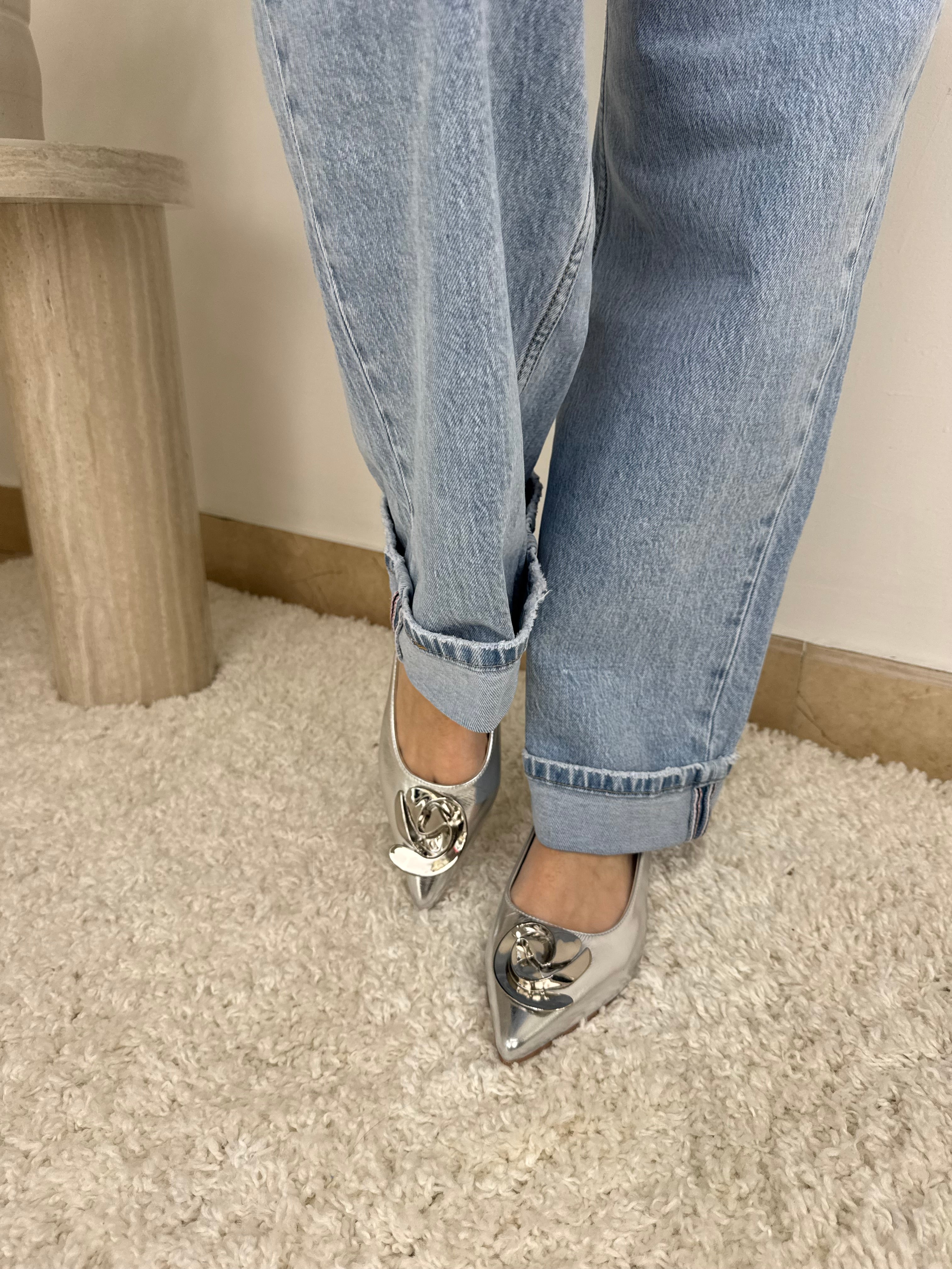 Ballerine a punta  con accessorio metallico