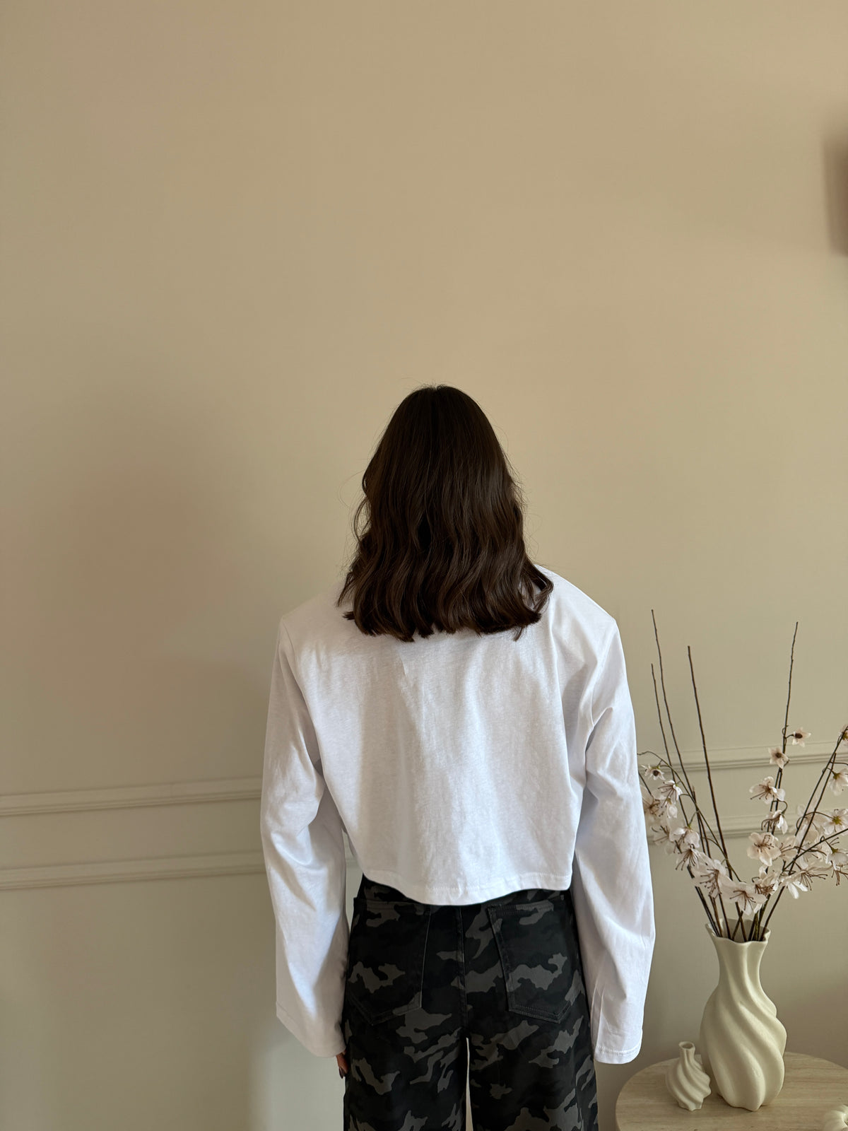Longsleeve Crop mezzo collo  con Maniche Svasate