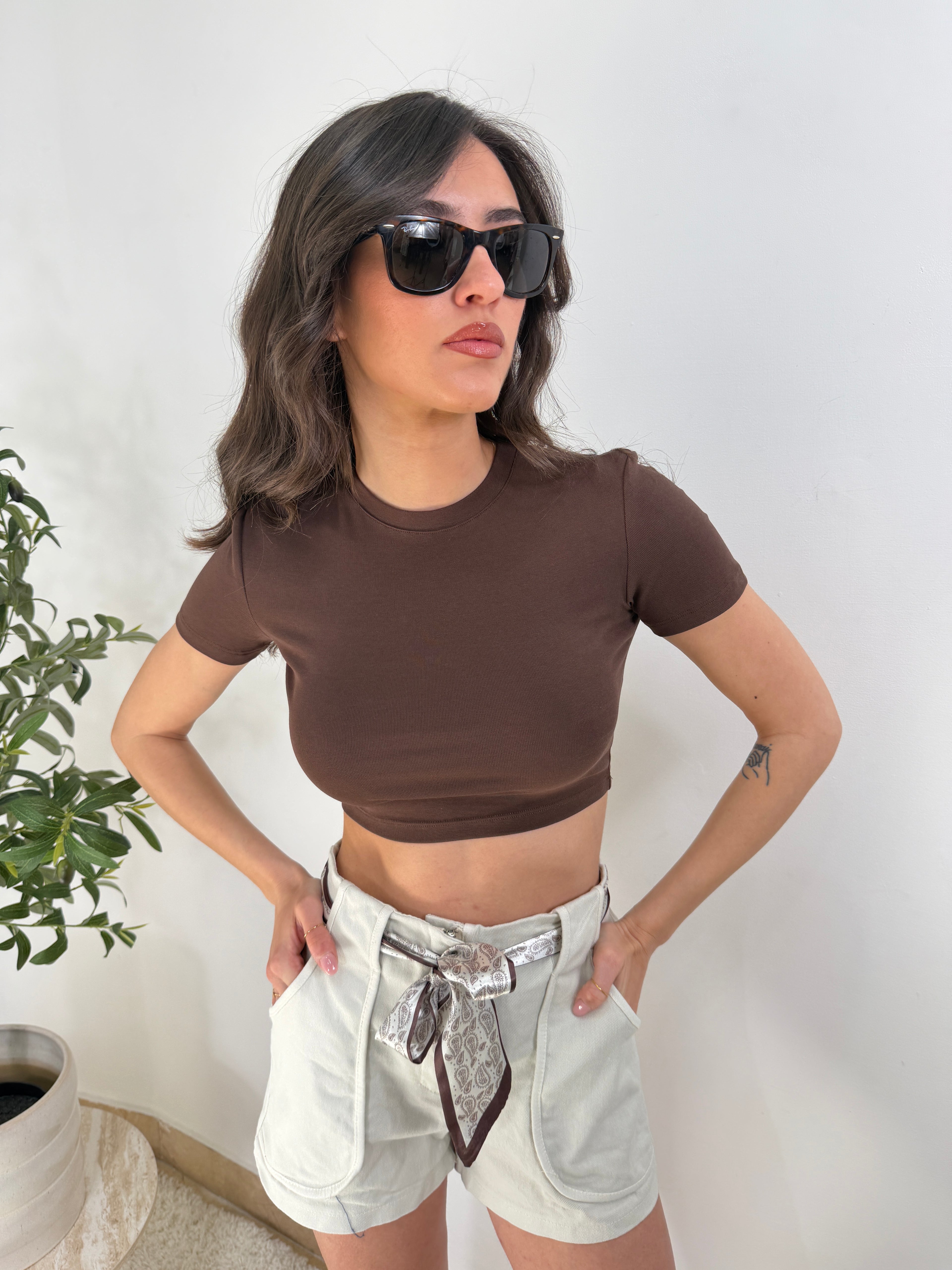 T-shirt crop mezze maniche slim fit (Lumina)