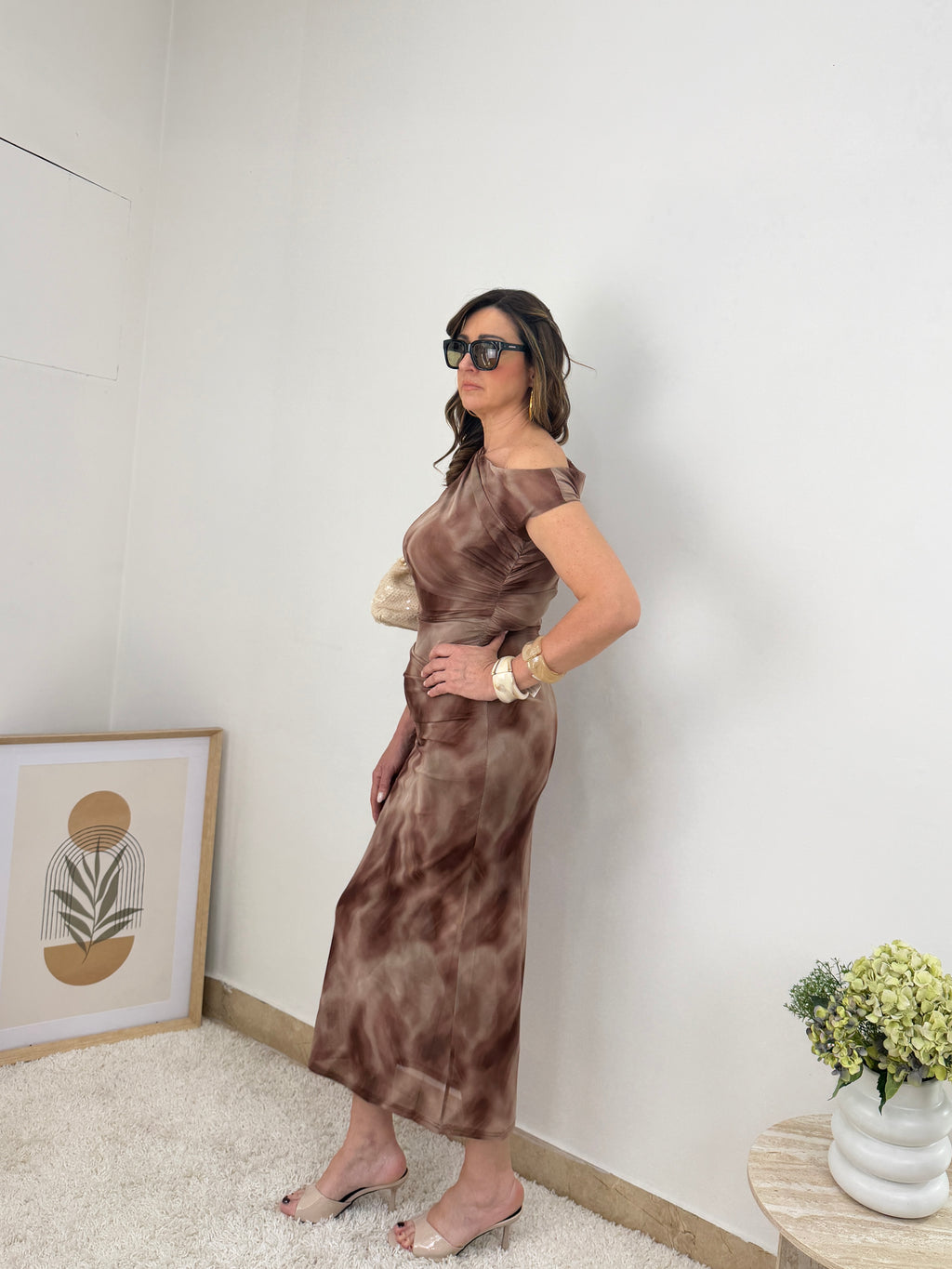Abito midi monospalla effetto sfumato