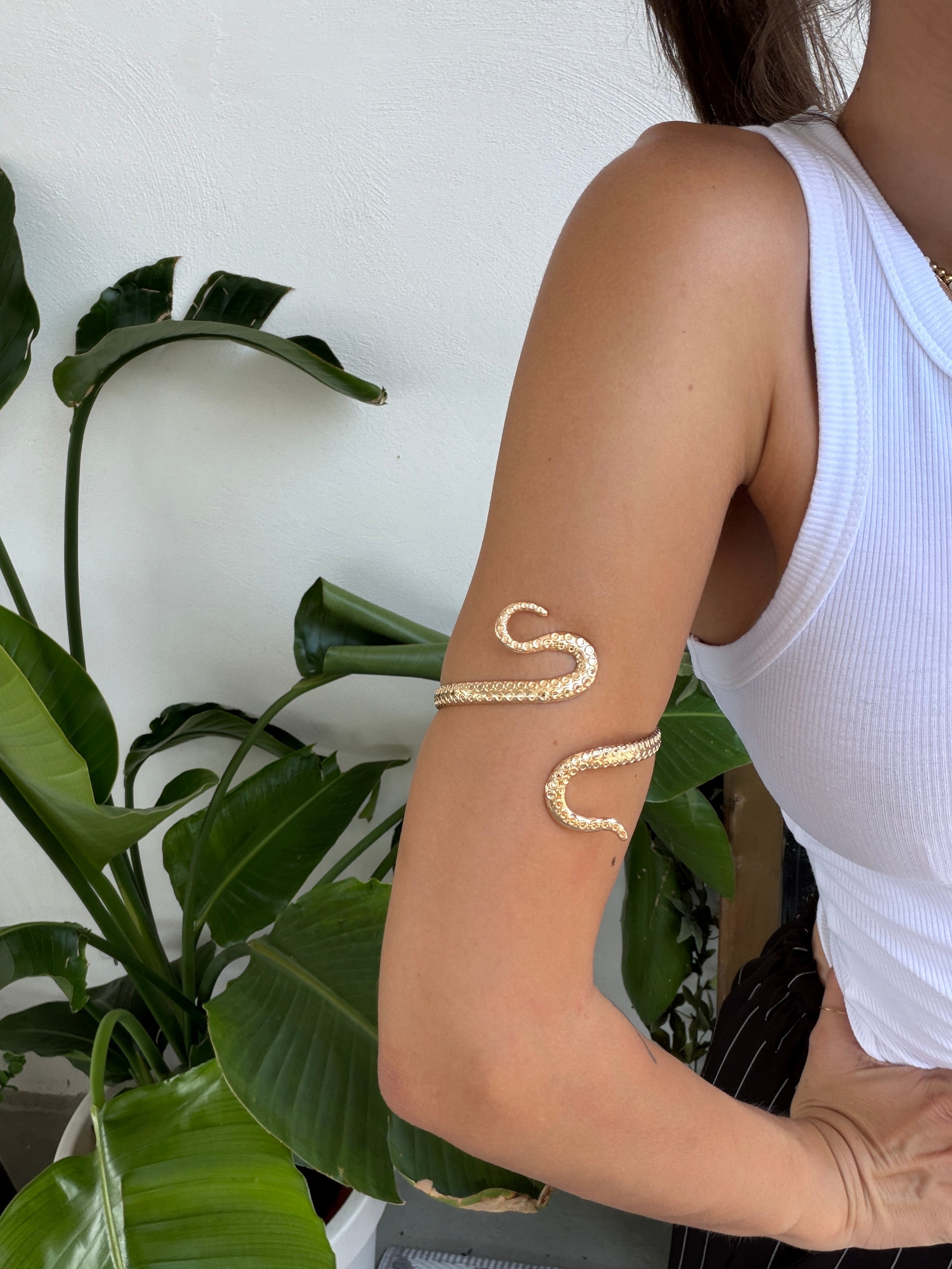Bracciale arm cuff