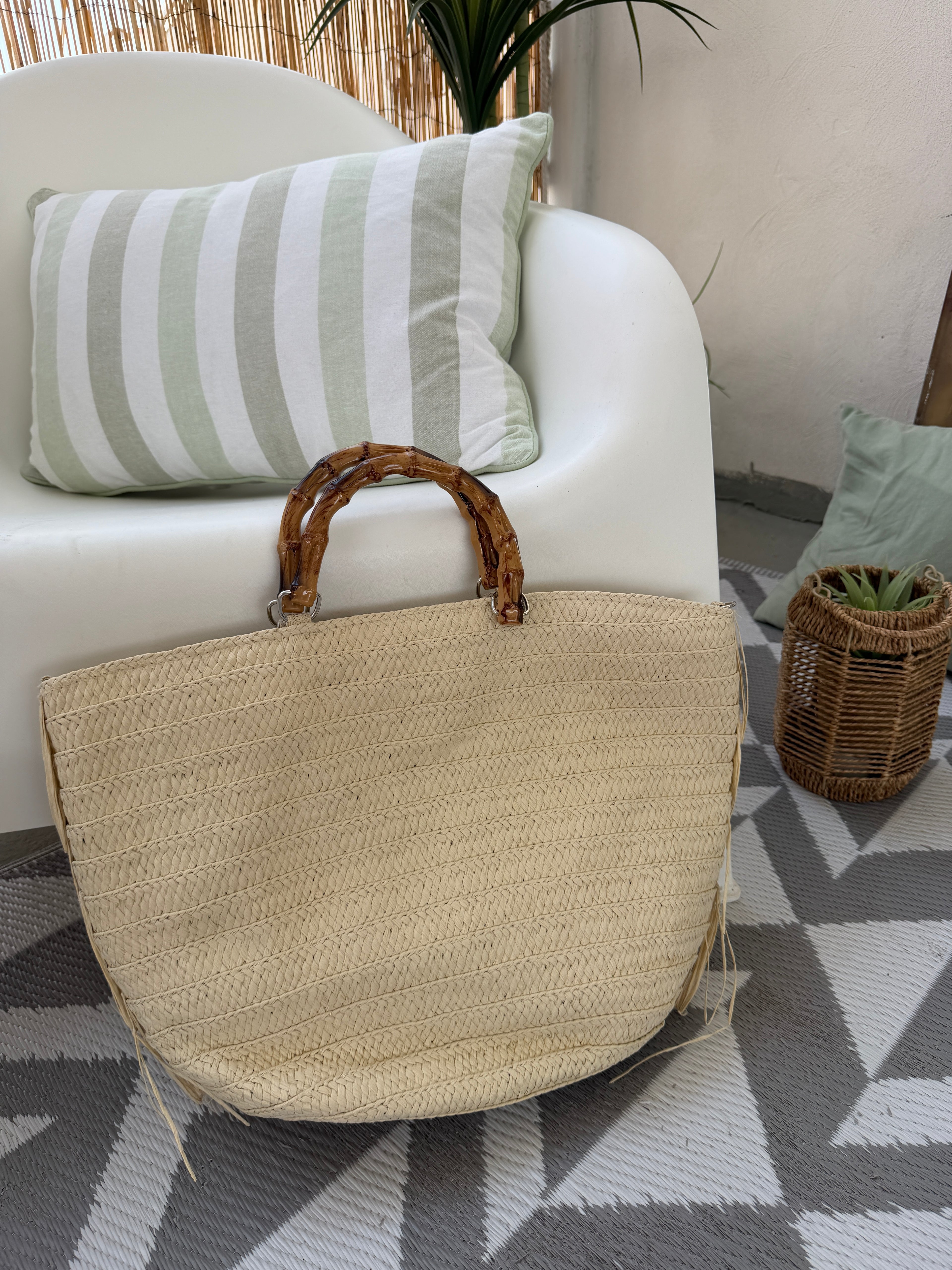 Borsa mare in rafia con manici effetto bambù