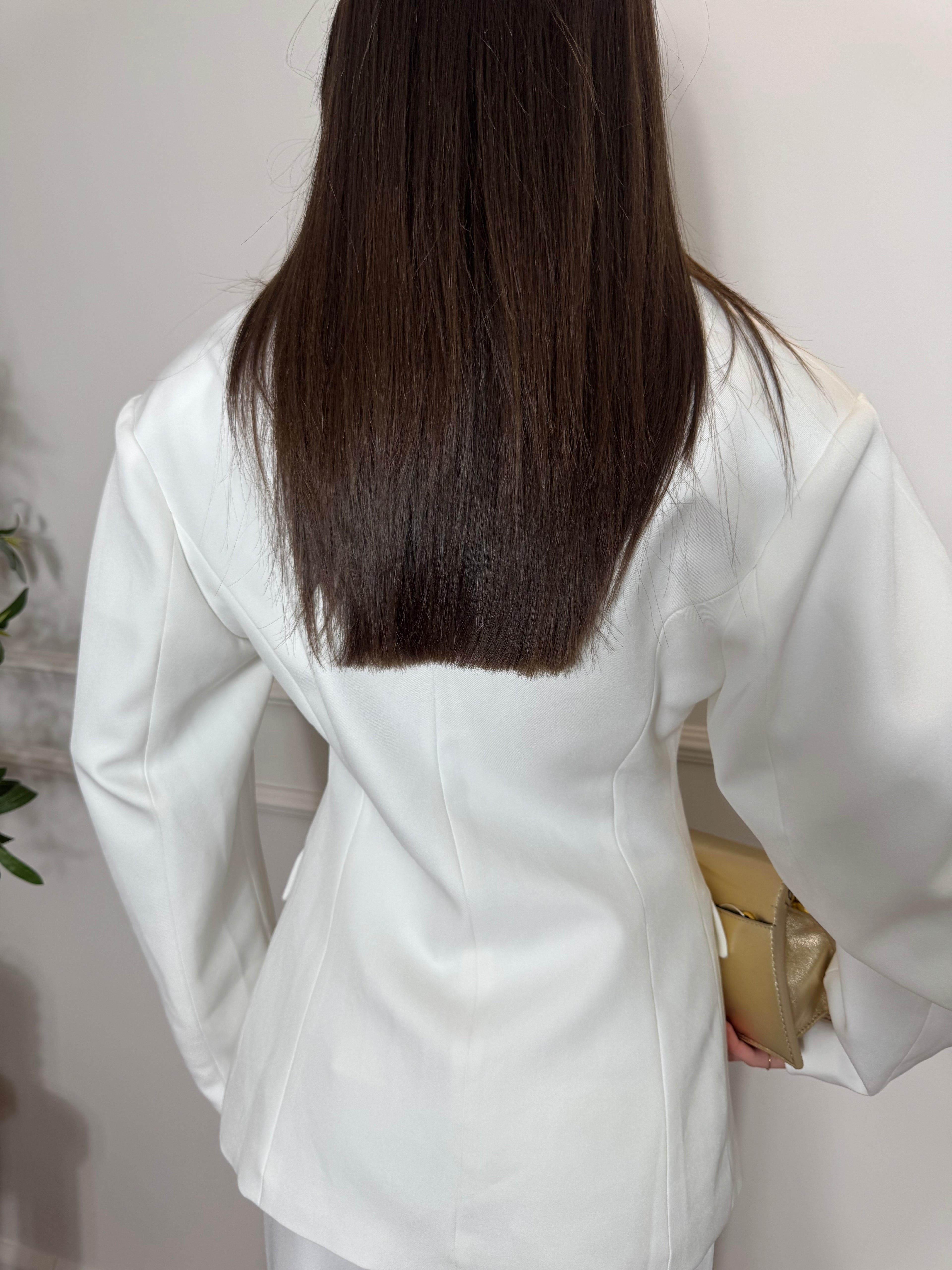 Tailleur “Luce” Bianco – Eleganza Sartoriale Contemporanea