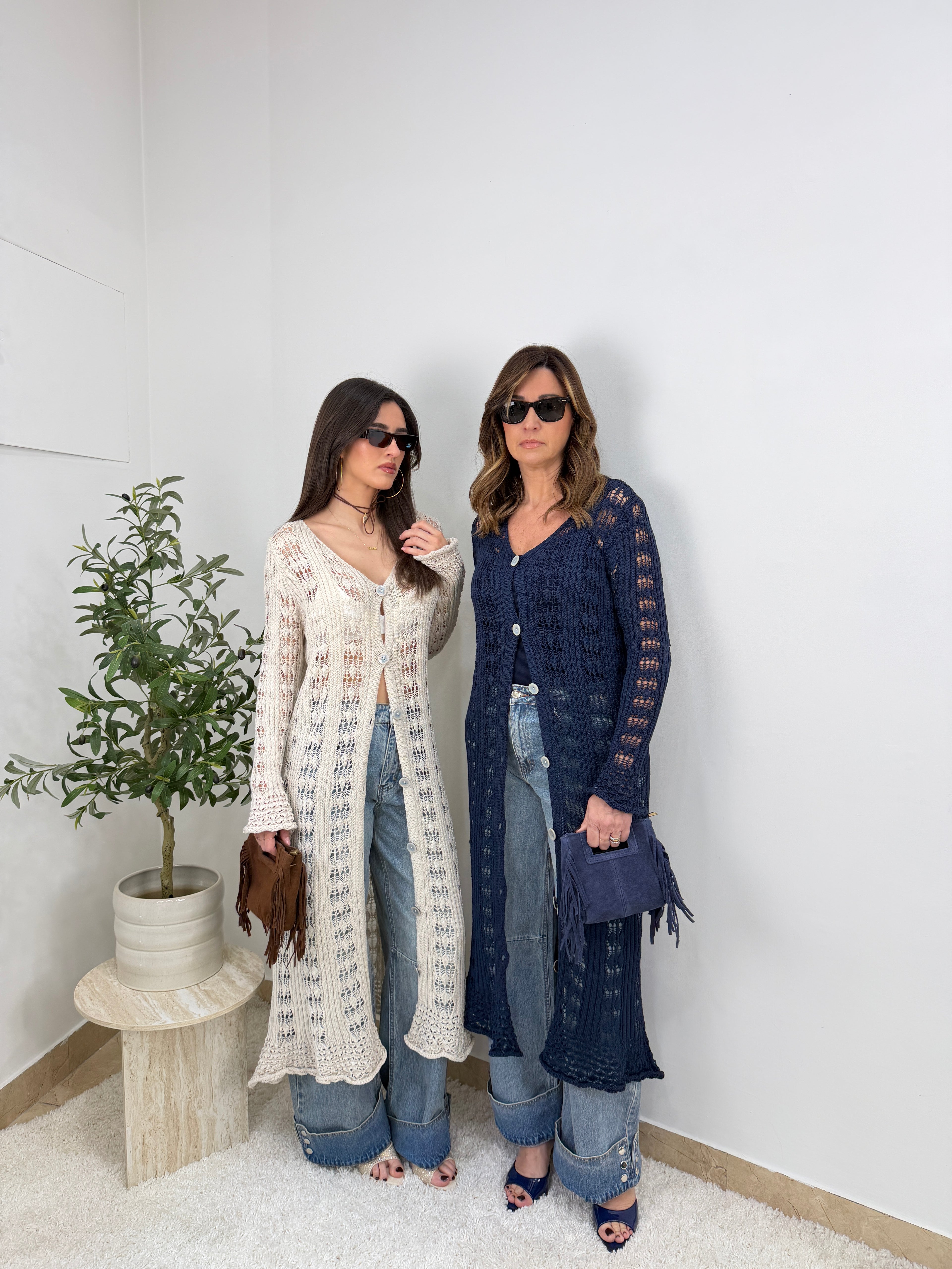 Cardigan lungo traforato