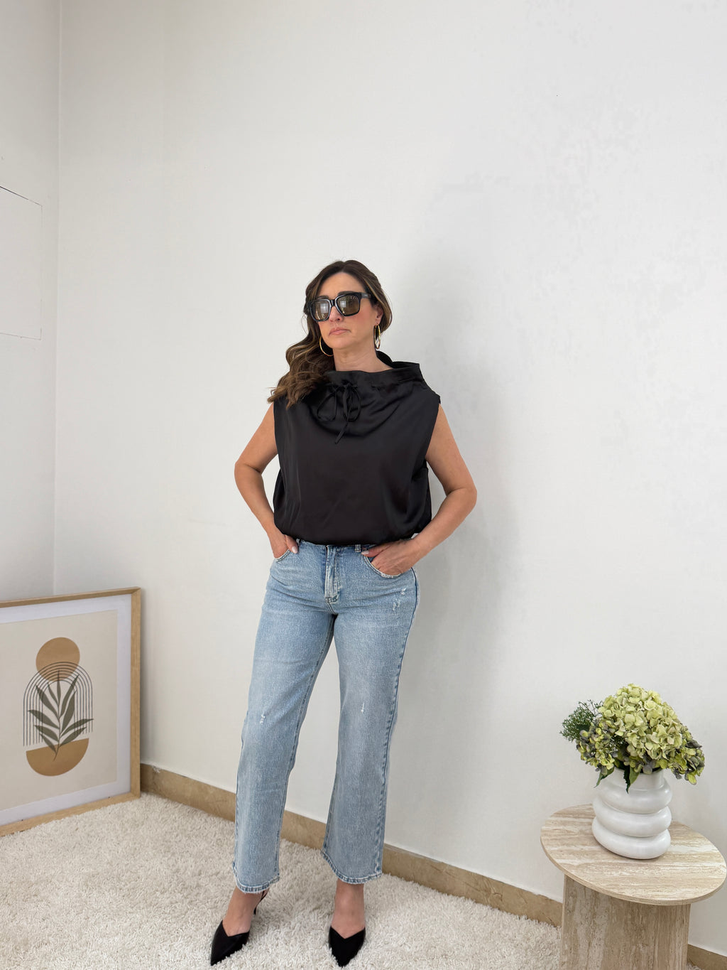 Blusa satin effetto morbido con fiocco al collo