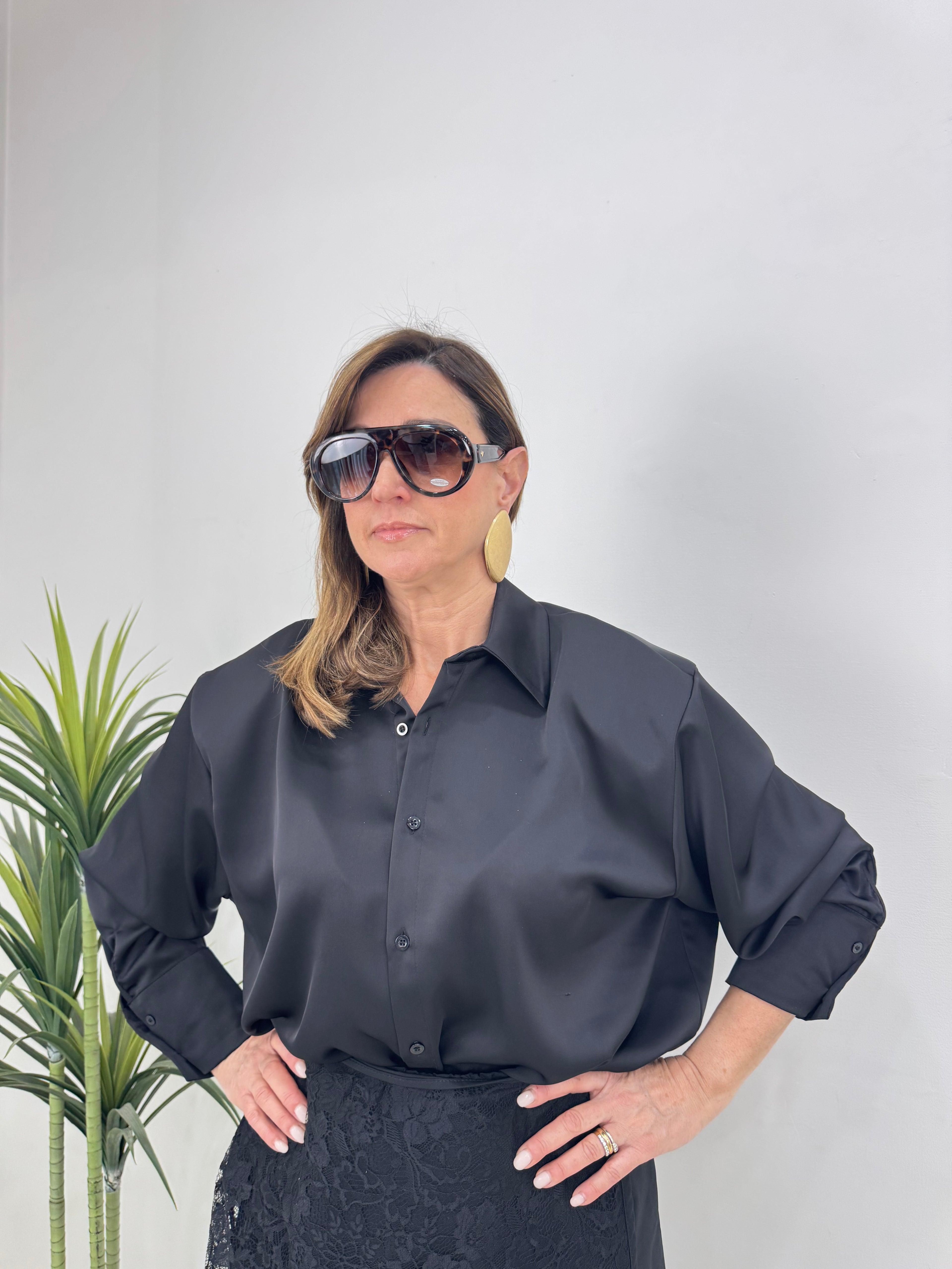 Camicia in raso oversize con spalline