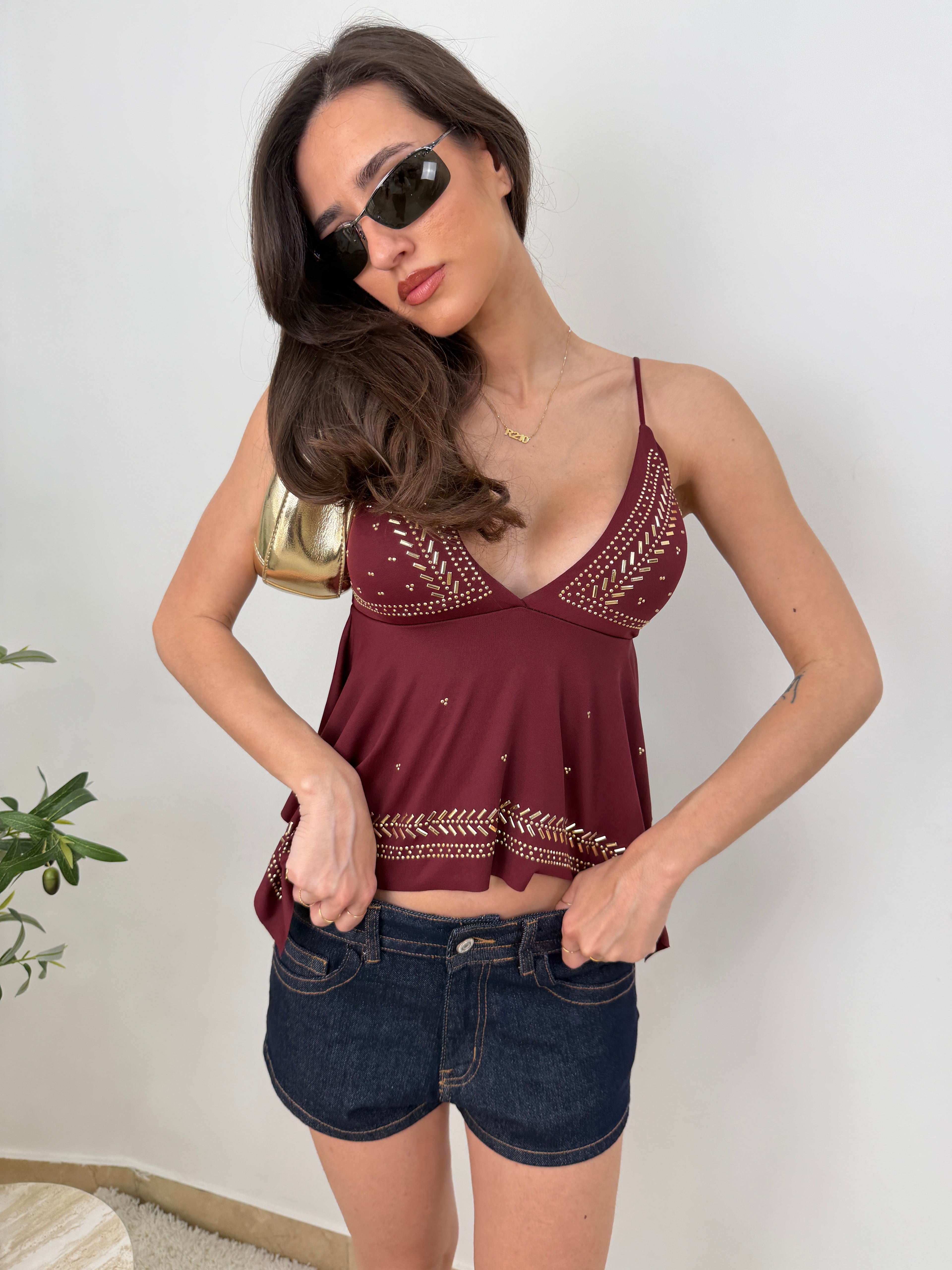 Top con Strass Oro e Spalline Sottili