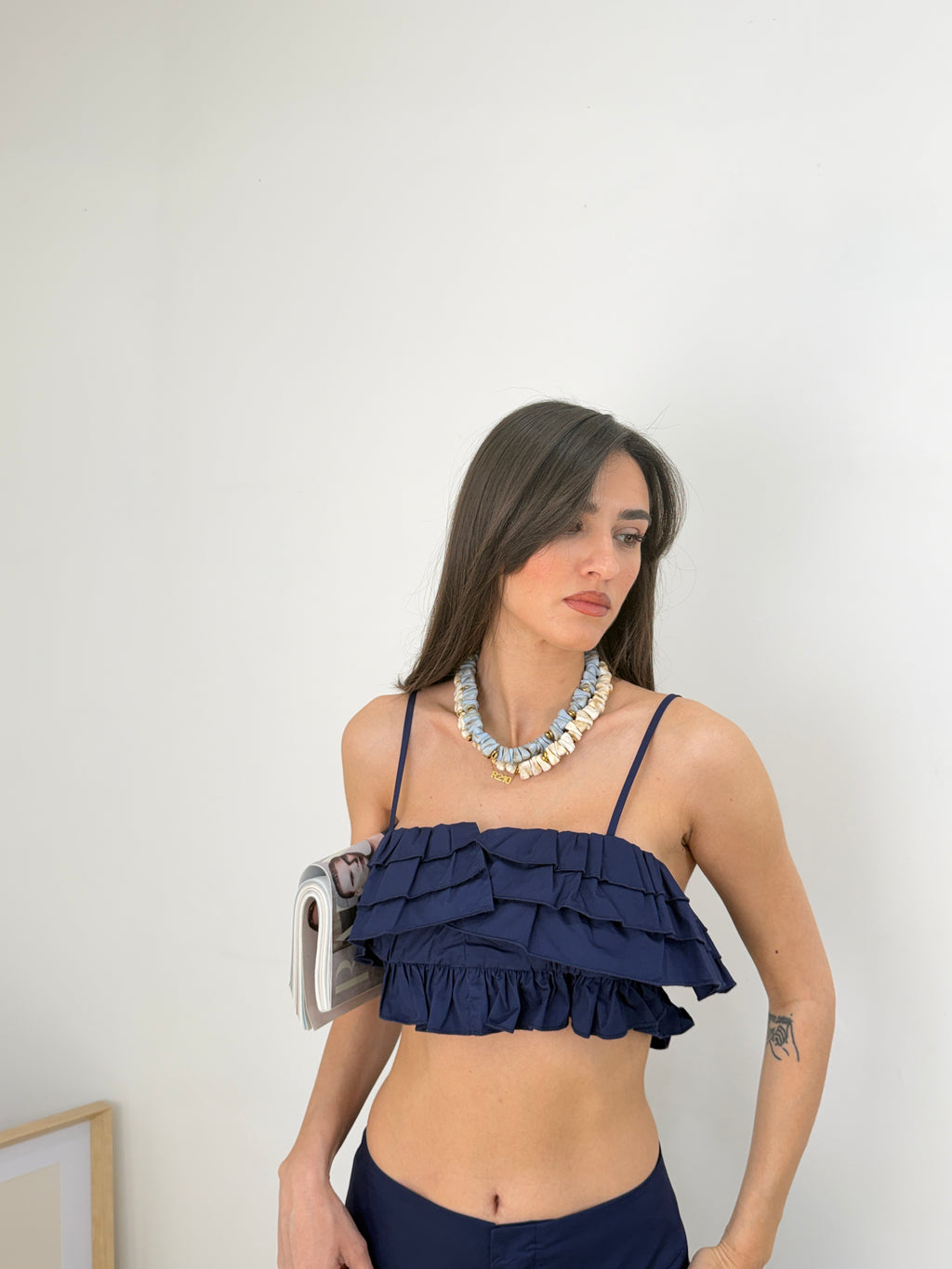 Coordinato con top volant e pantalone wide leg (cotone)