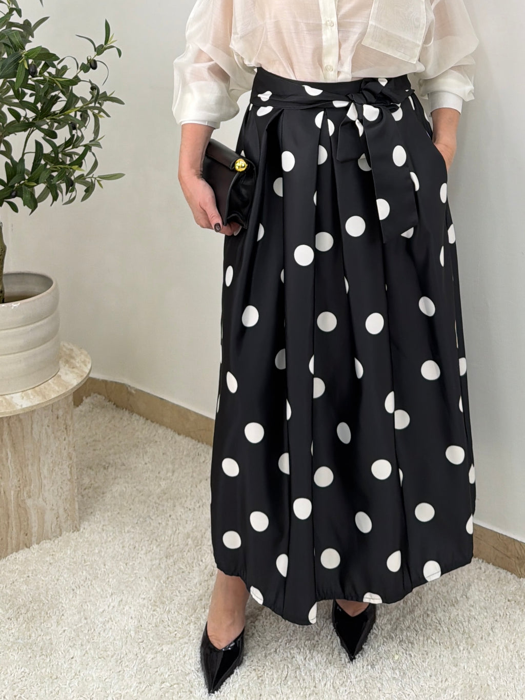 Gonna  con stampa a pois e cintura annodata
