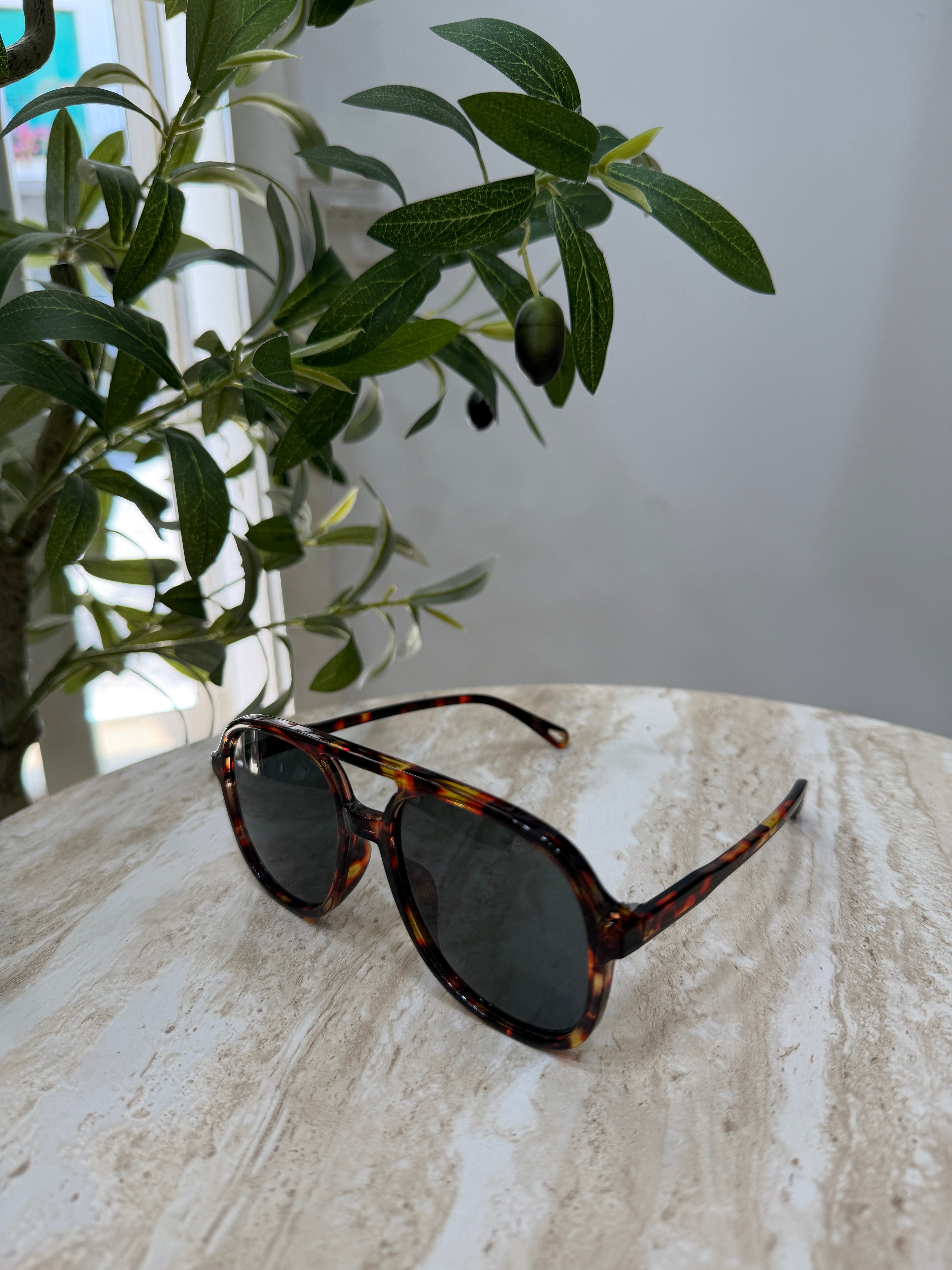 Occhiali da sole aviator tartarugati
