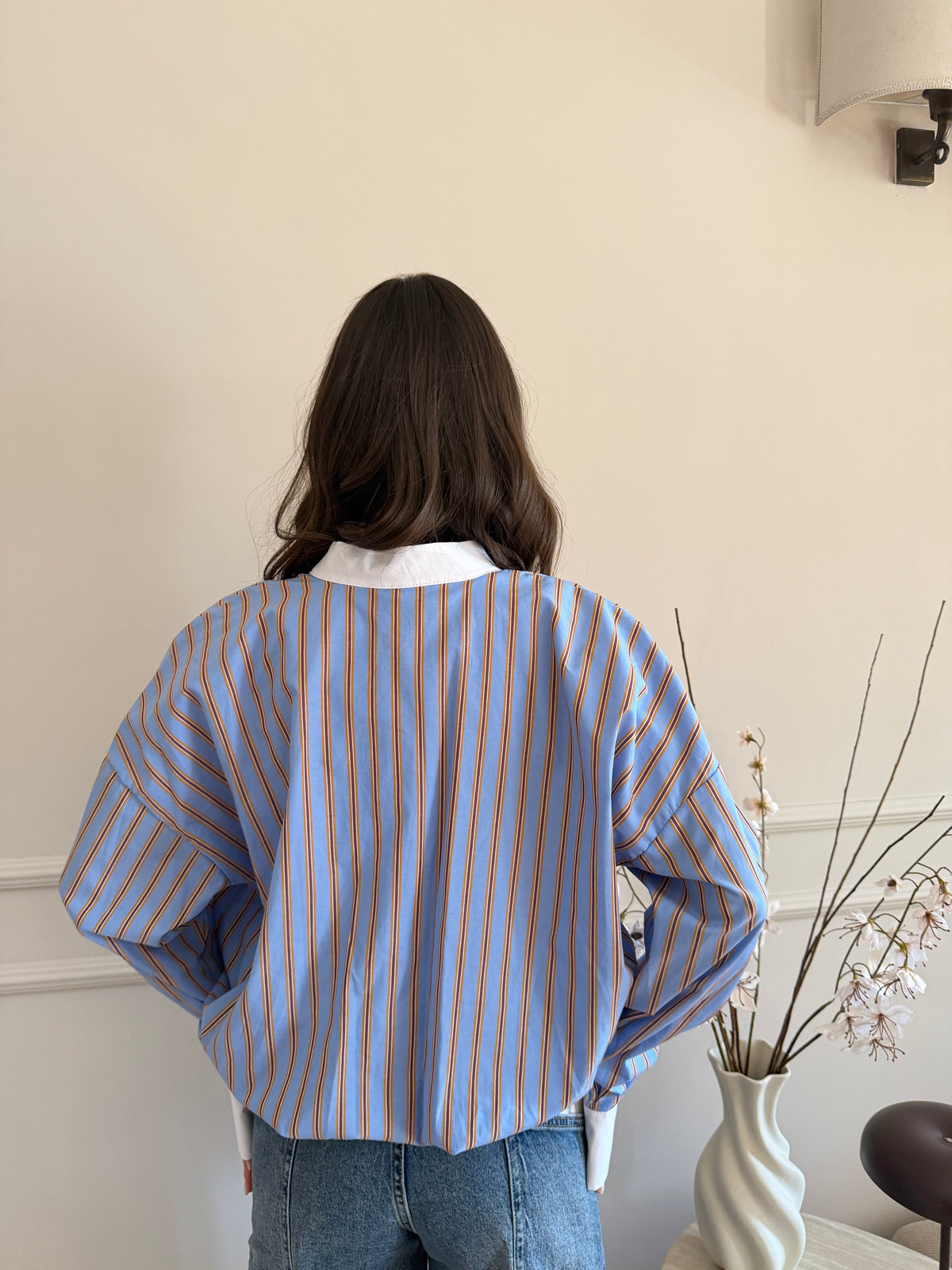 Camicia Oversize a Righe con Dettagli Contrasto