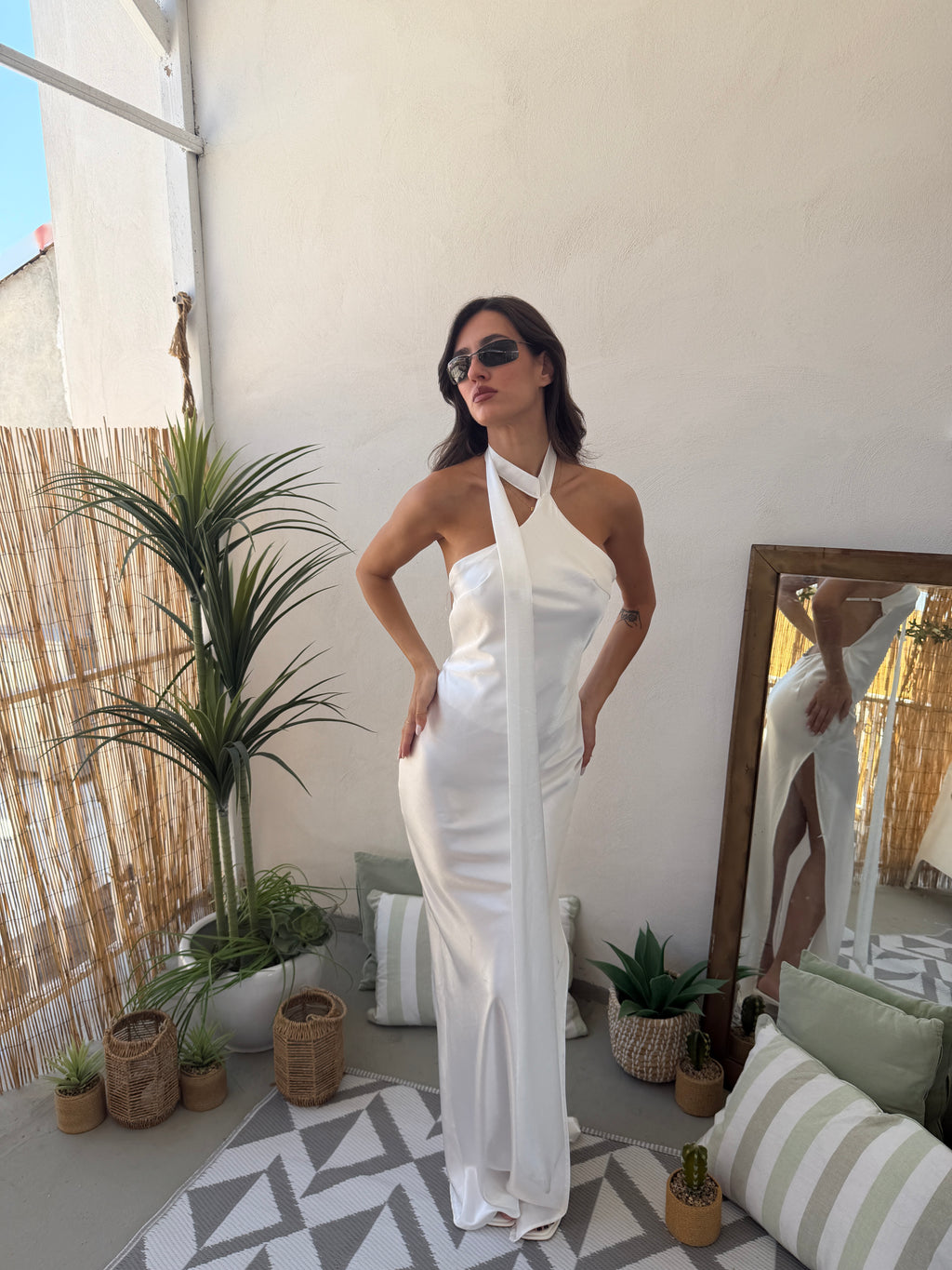 Abito Lungo Satin con Collo Drappeggiato