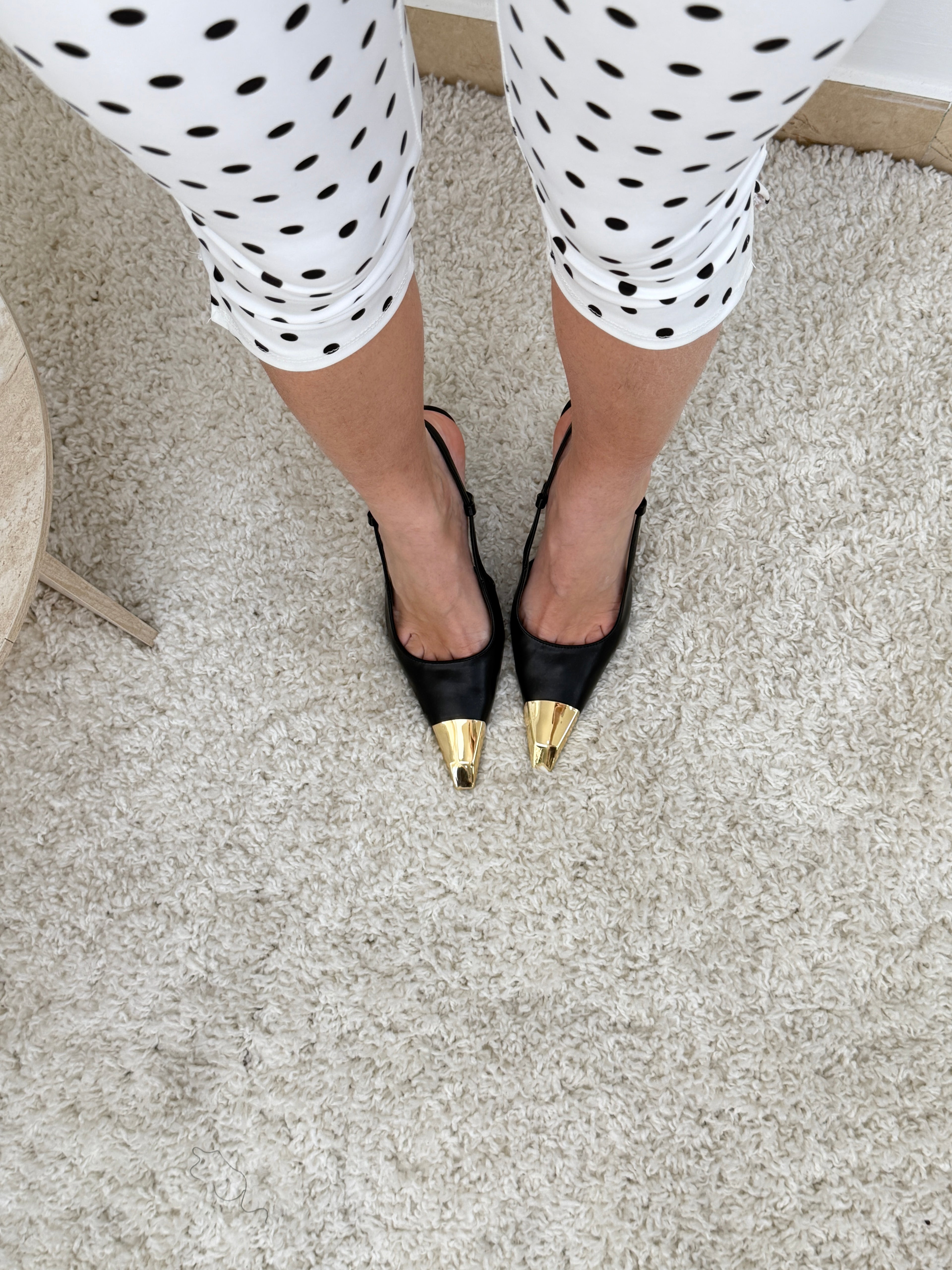 Slingback con punta gold