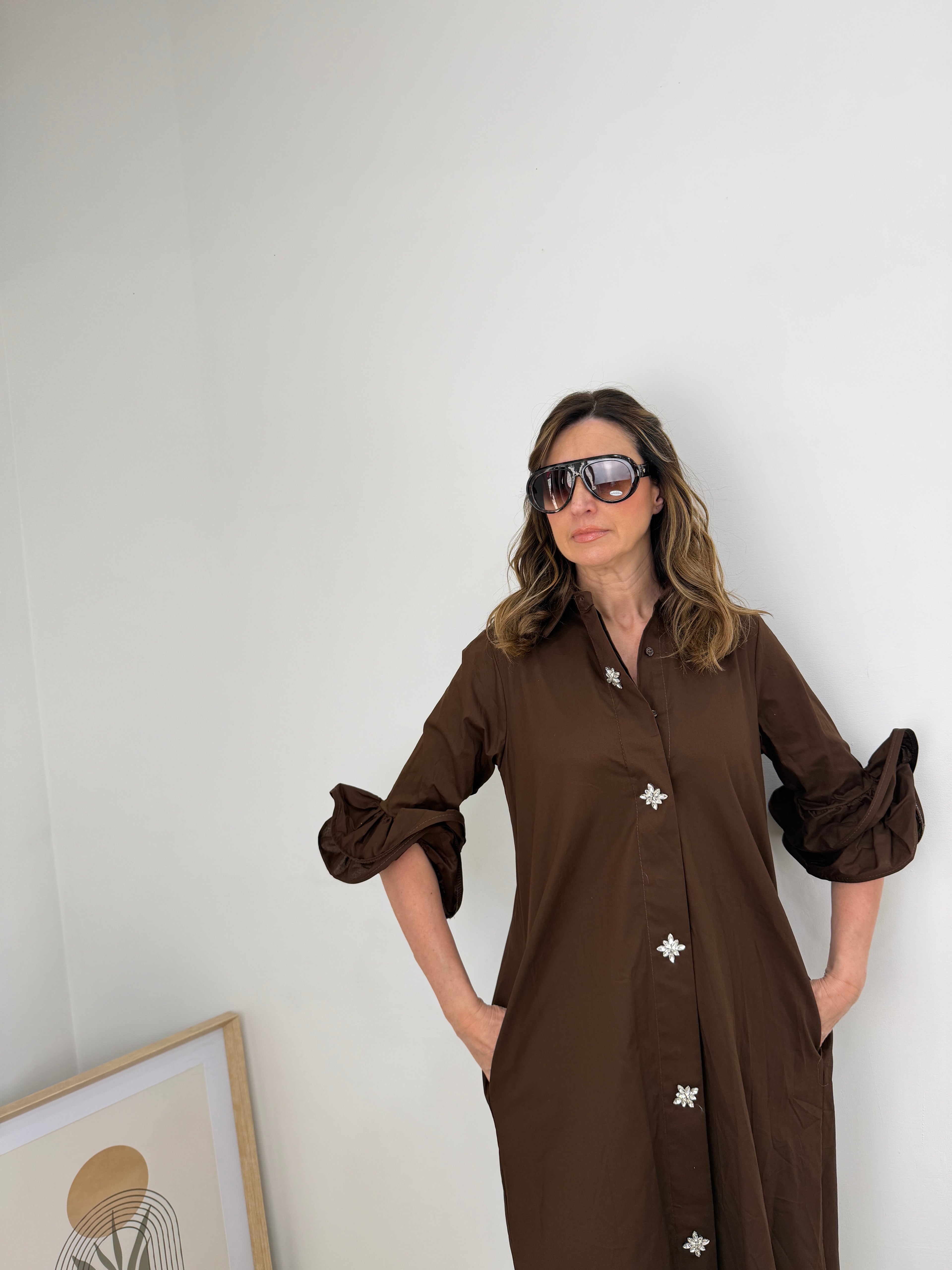 Chemisier Dress  con Bottoni Gioiello e Maniche Volant