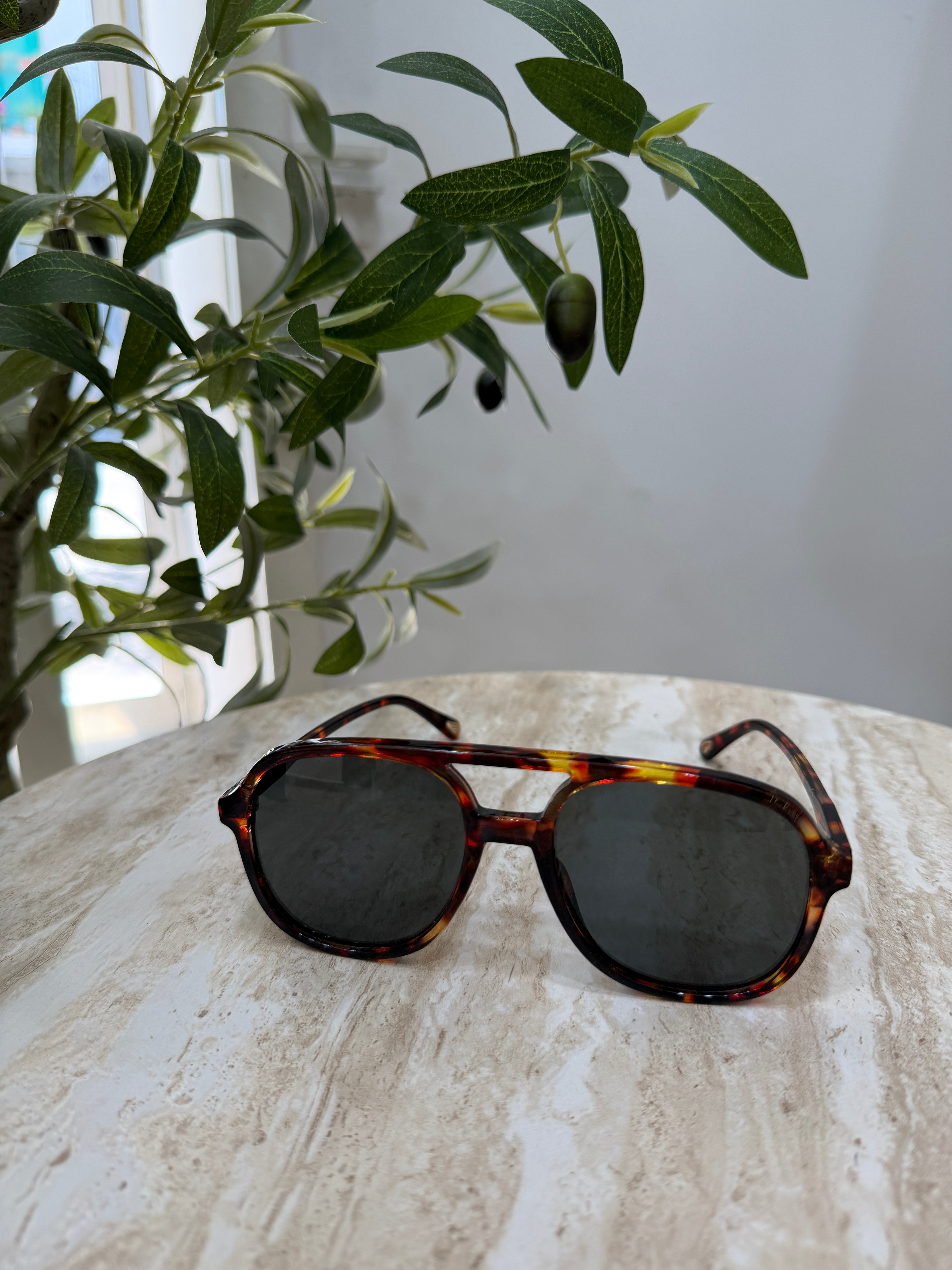 Occhiali da sole aviator tartarugati