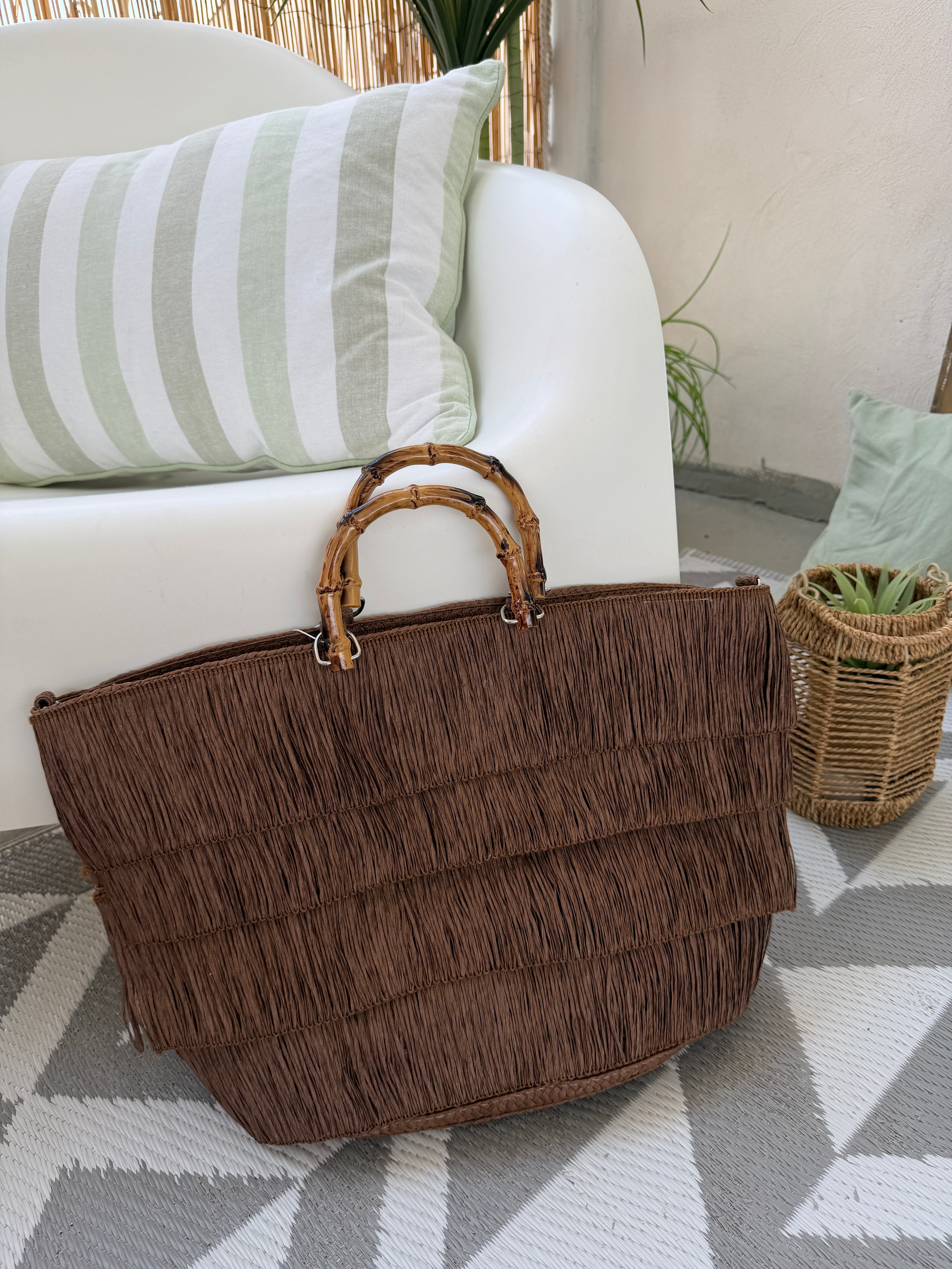 Borsa mare in rafia con manici effetto bambù