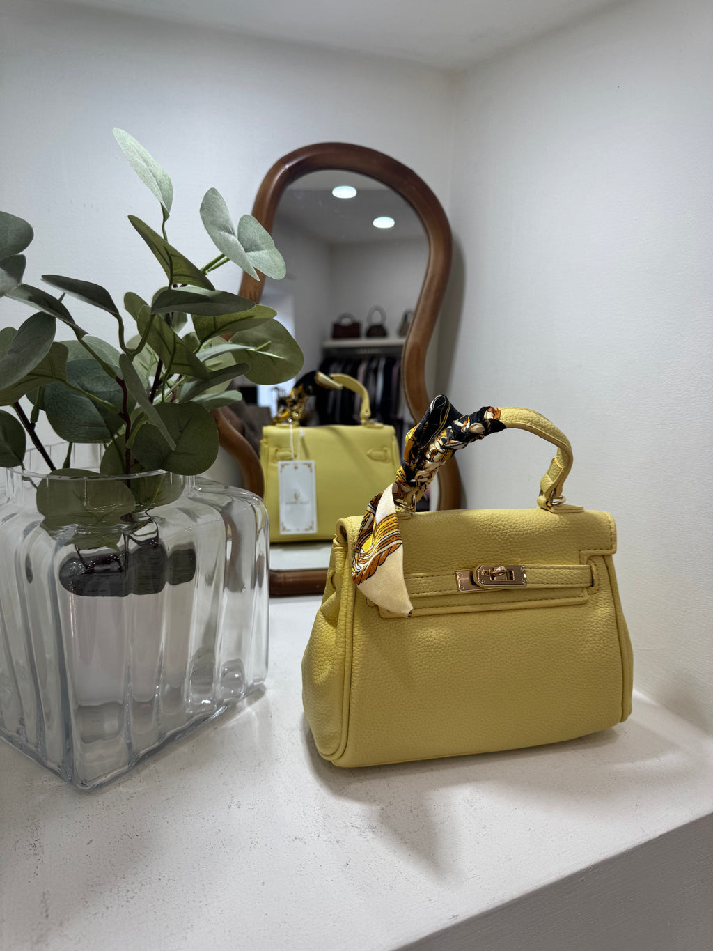 Borsa mini  con manico e foulard decorativo