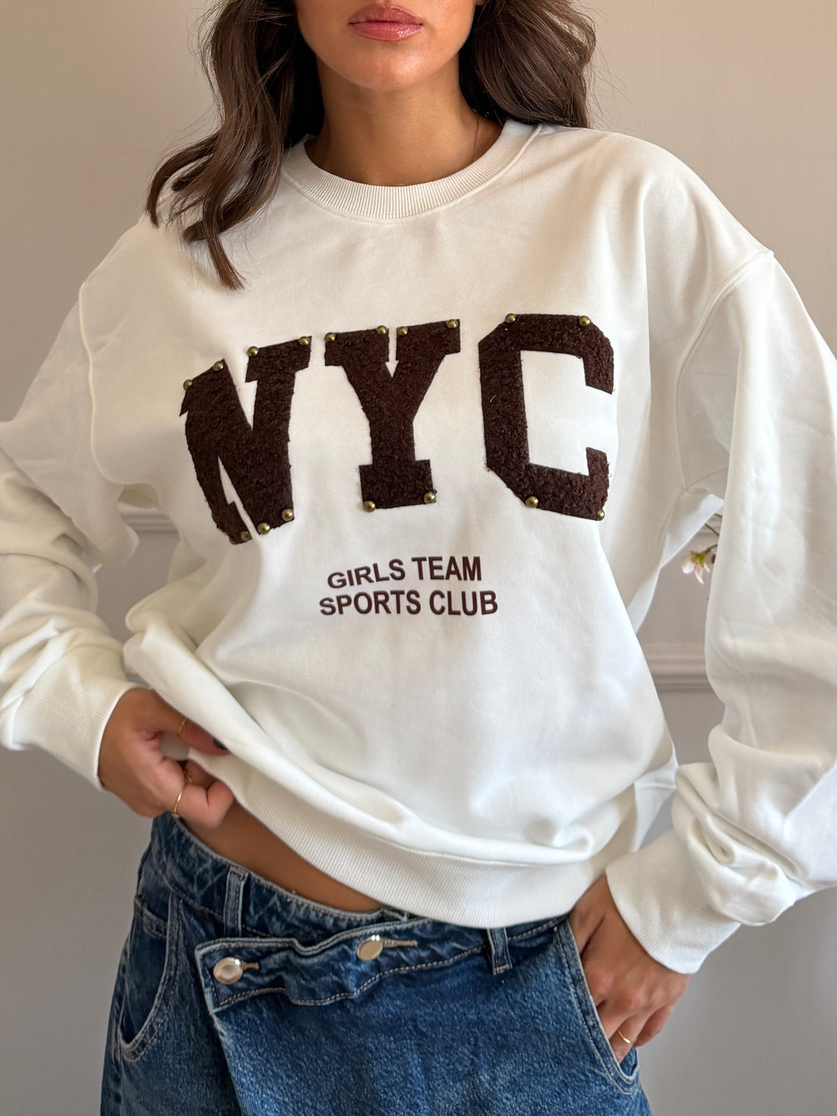 Felpa girocollo NYC con applicazioni