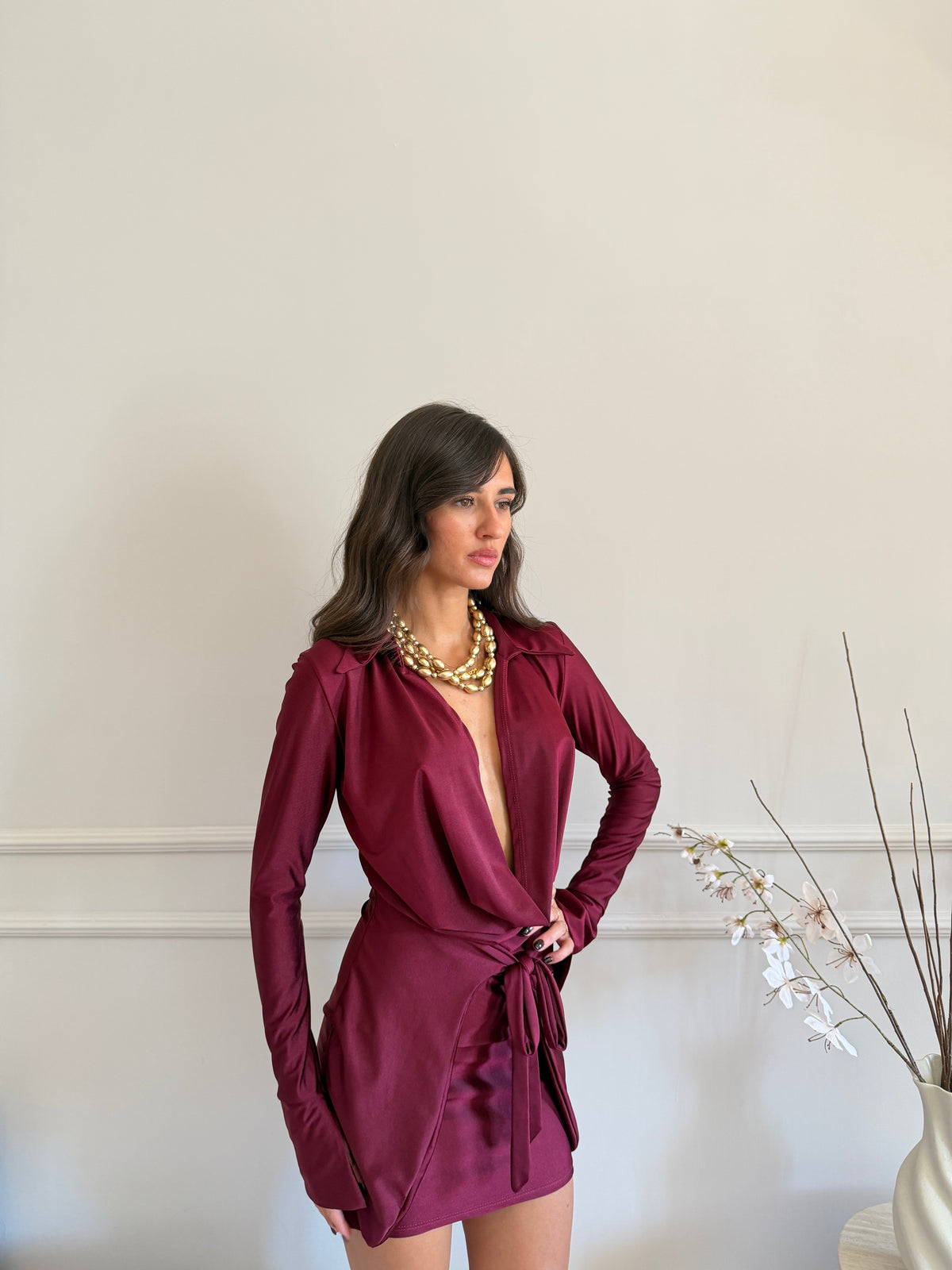 Abito corto effetto blazer con cintura