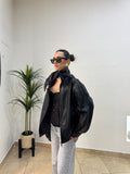 Bomber Effetto Pelle Nera Oversize con Collo Alto e Zip