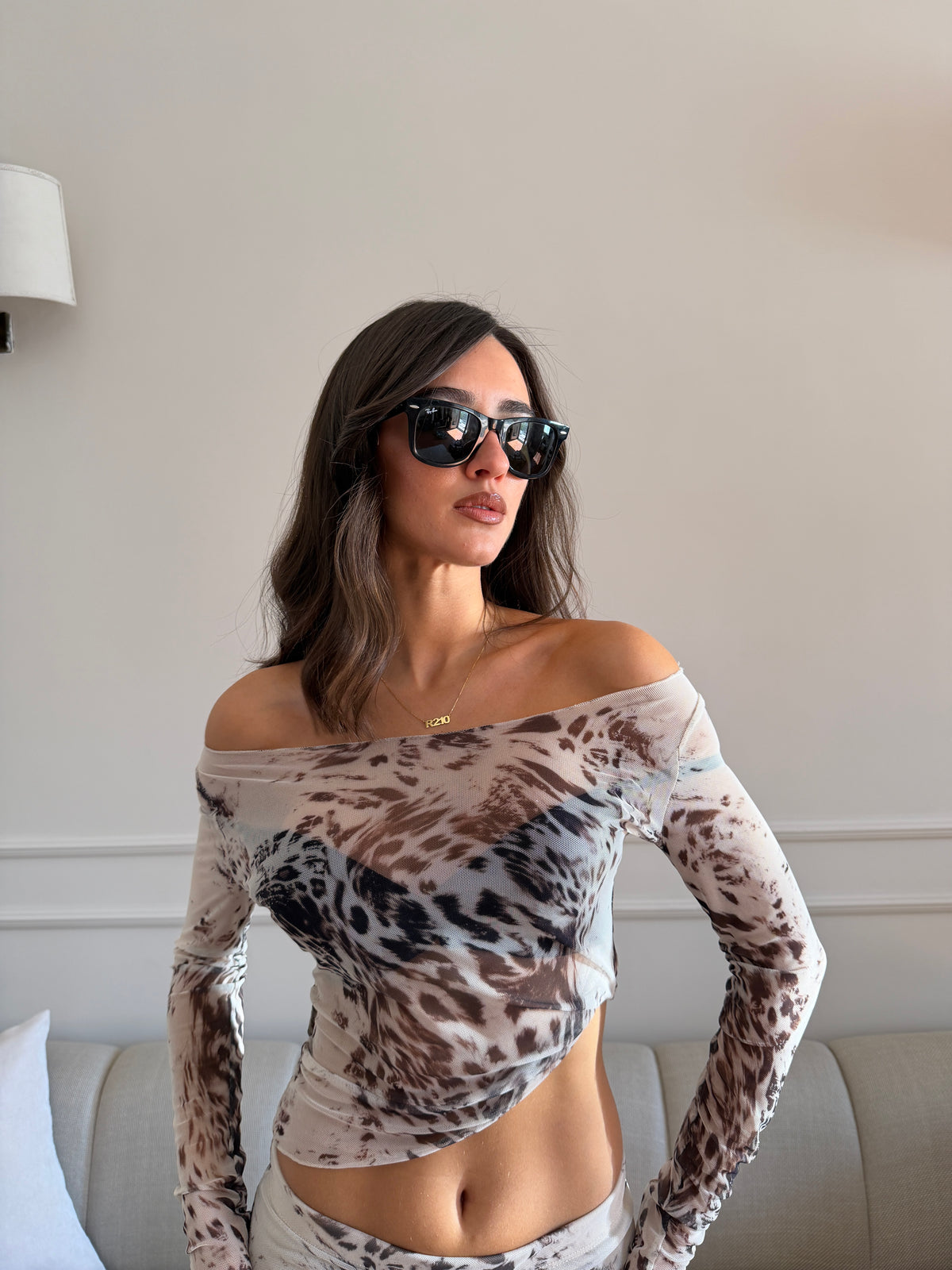Maglia crop semi velate