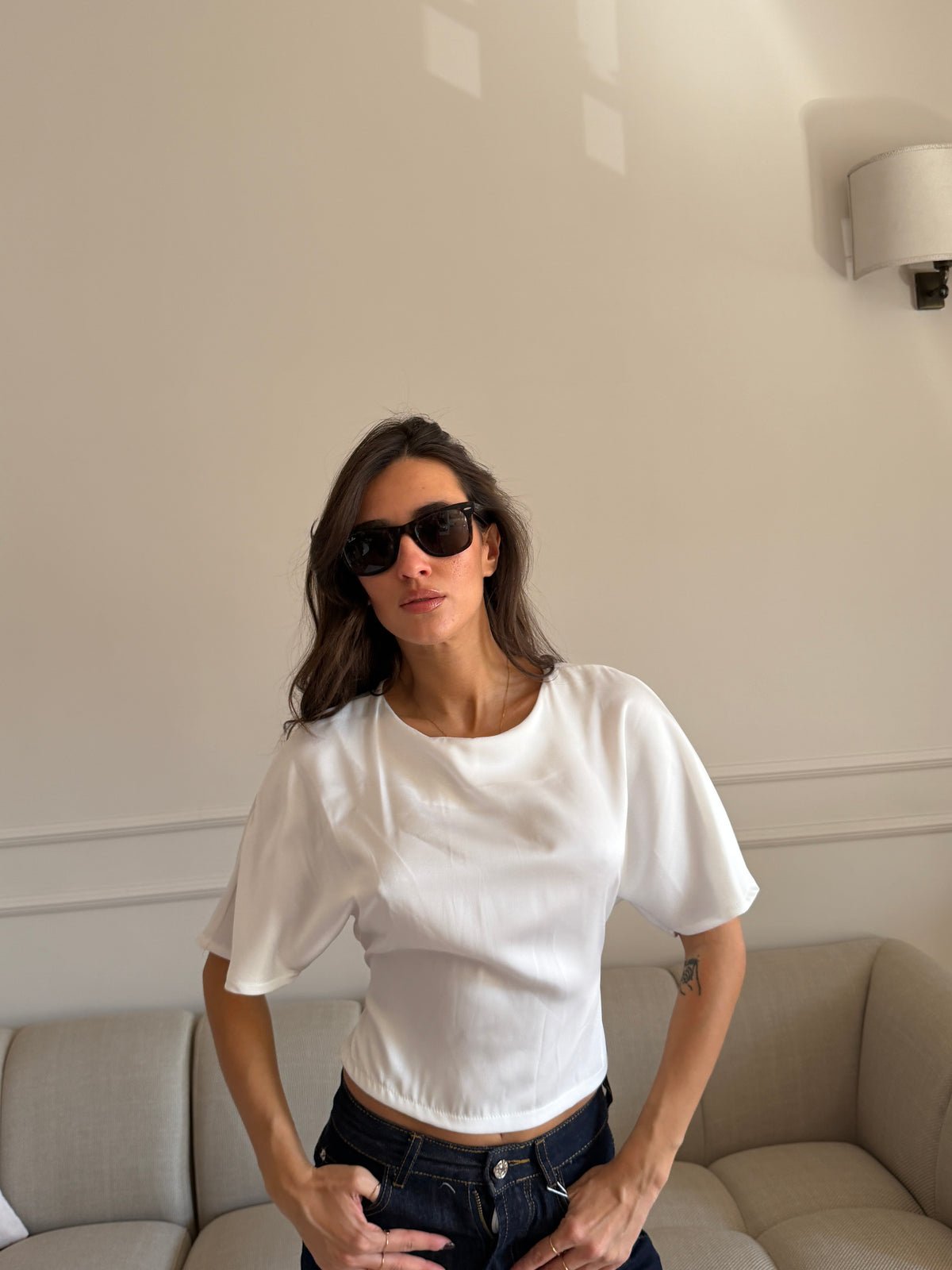 Blusa Cropped con schiena scoperta e fiocco