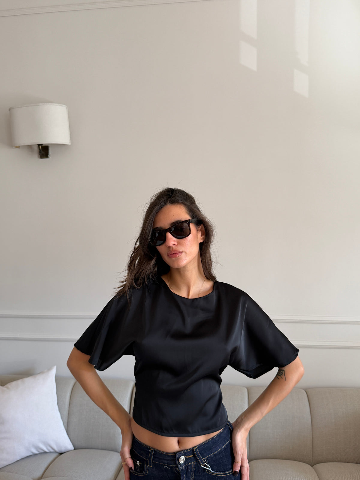 Blusa Cropped con schiena scoperta e fiocco