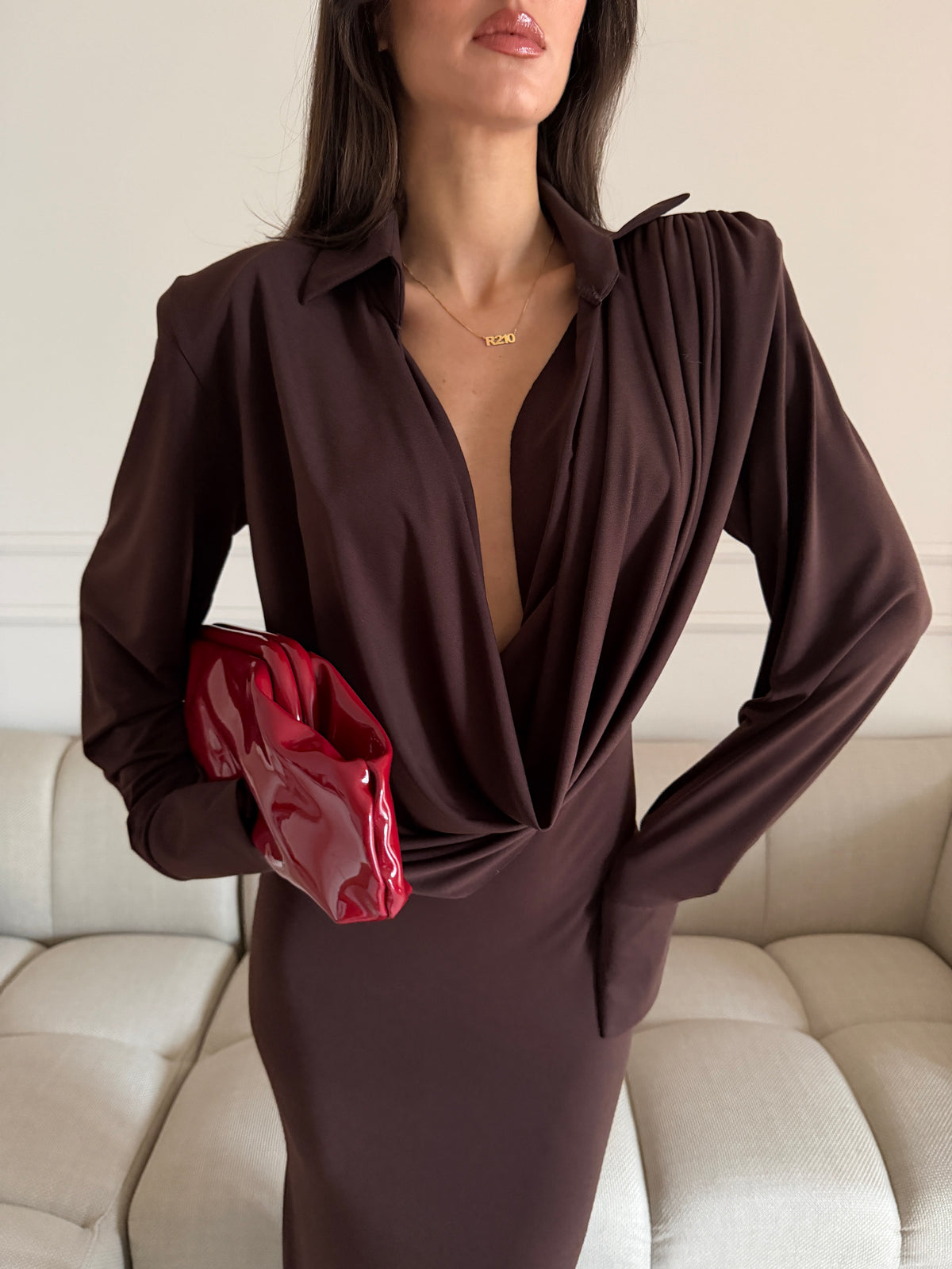 Abito Lungo con Drappeggio Frontale