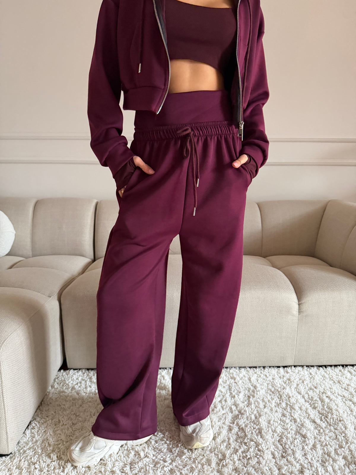 Completo 3 Pezzi con Felpa, Top e Pantalone Wide Leg