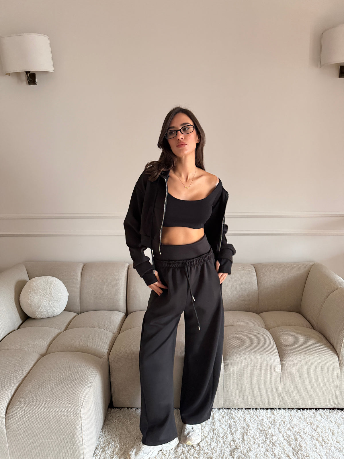 Completo 3 Pezzi con Felpa, Top e Pantalone Wide Leg