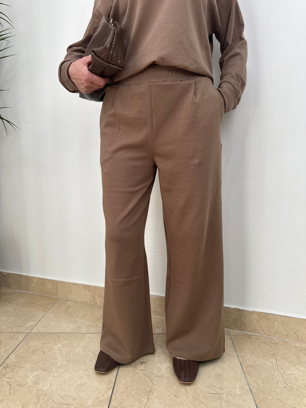 Tuta Relax Fit  – Set Polo e Pantalone a Gamba Larga,