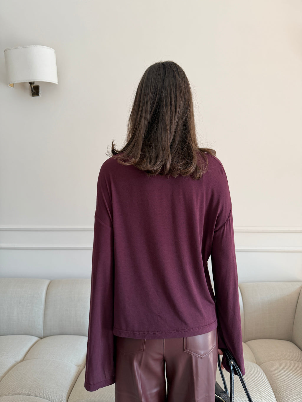 Maglia Oversize Effetto Cashmere con Maniche Svasate