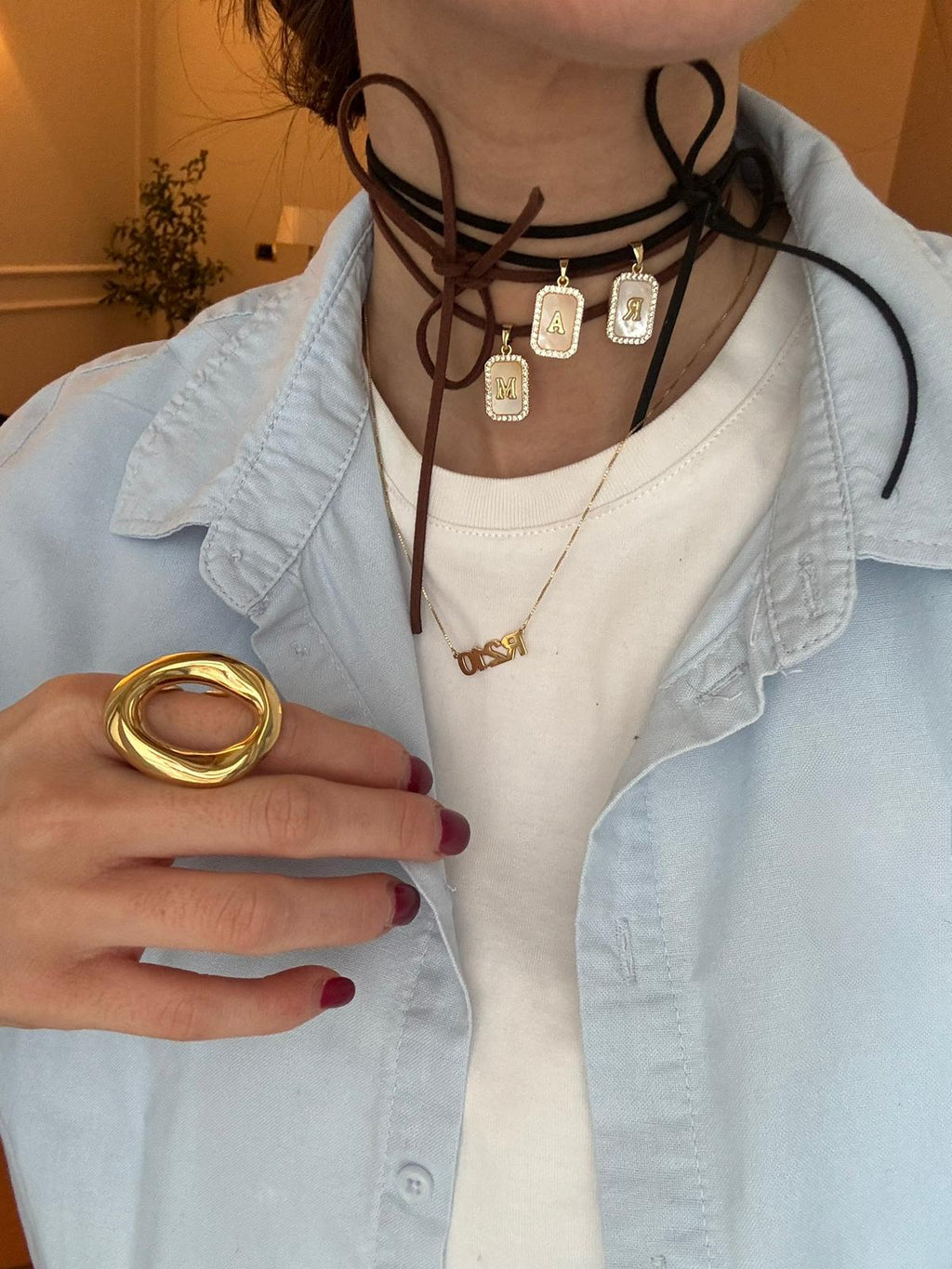 Choker con cordino regolabile con lettera personalizzata